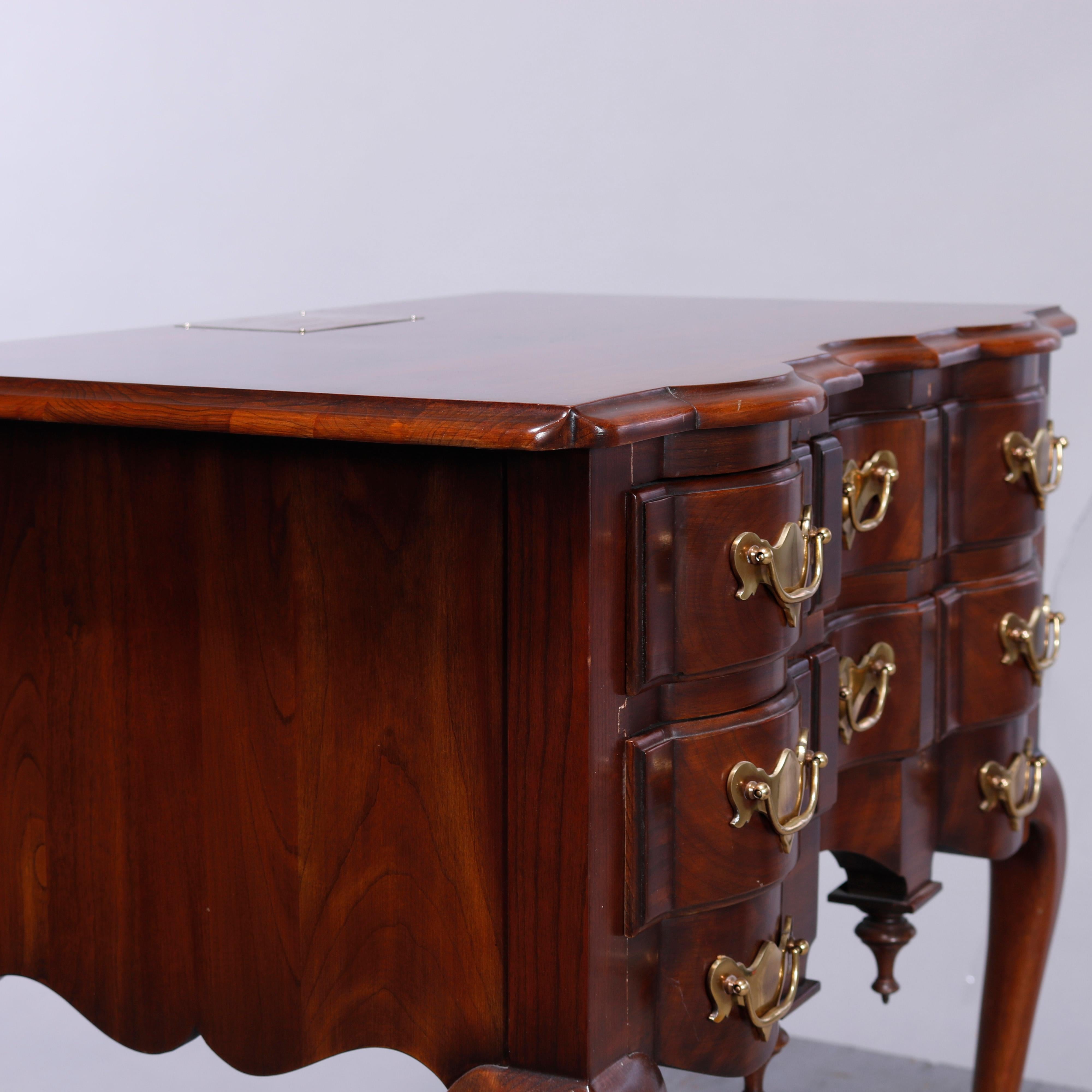 Chippendale Style Harden Cherry Low Boy Dressing Table, 20th C In Good Condition In Big Flats, NY