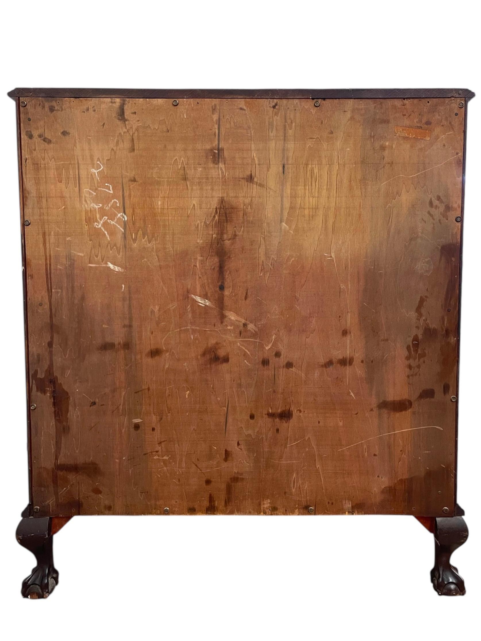 Comò Highboy in stile Chippendale di Pennsylvania Furniture Co., York PA in vendita 5