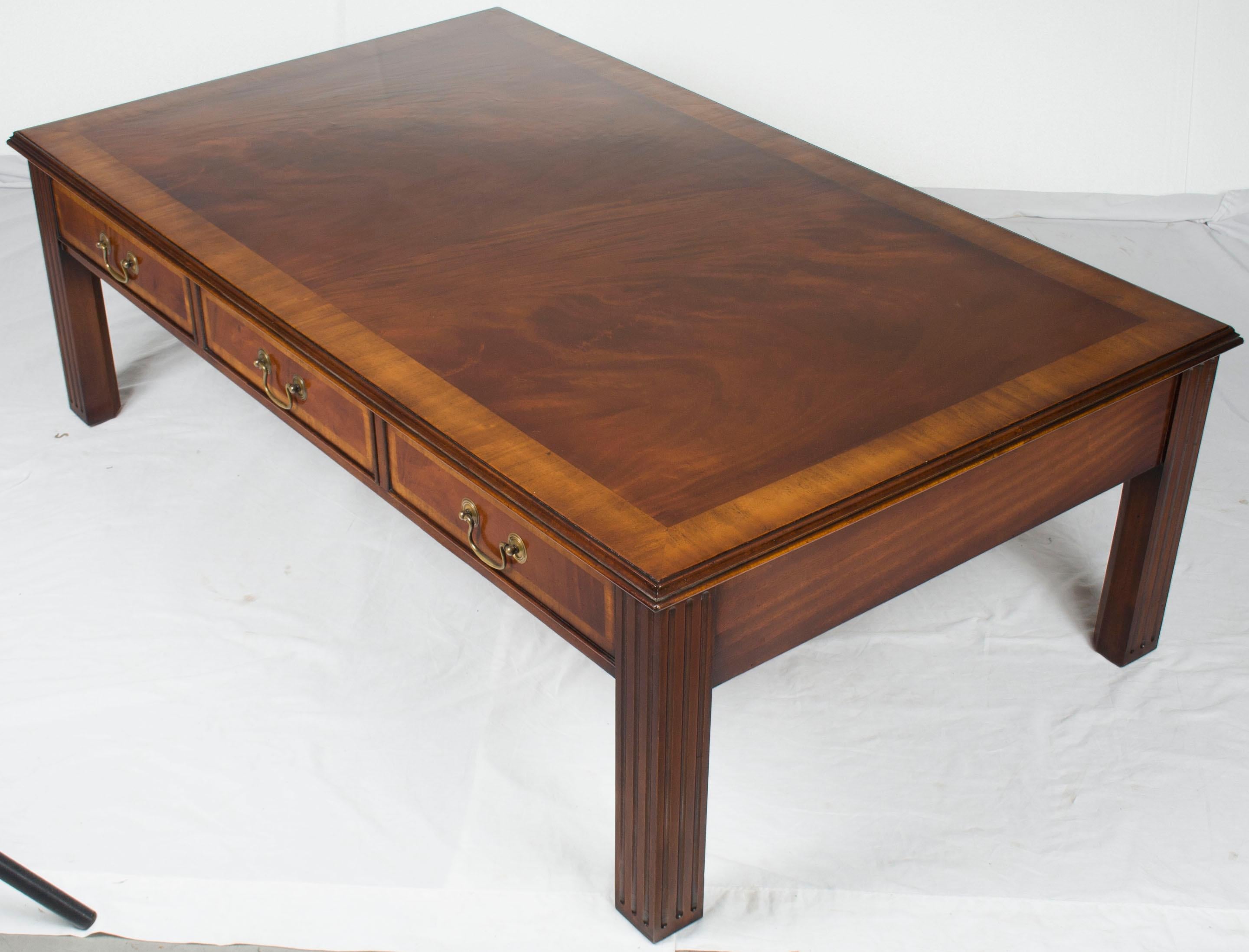 Contemporary Chippendale Style Large Mahogany Coffee Cocktail Table For Sale
