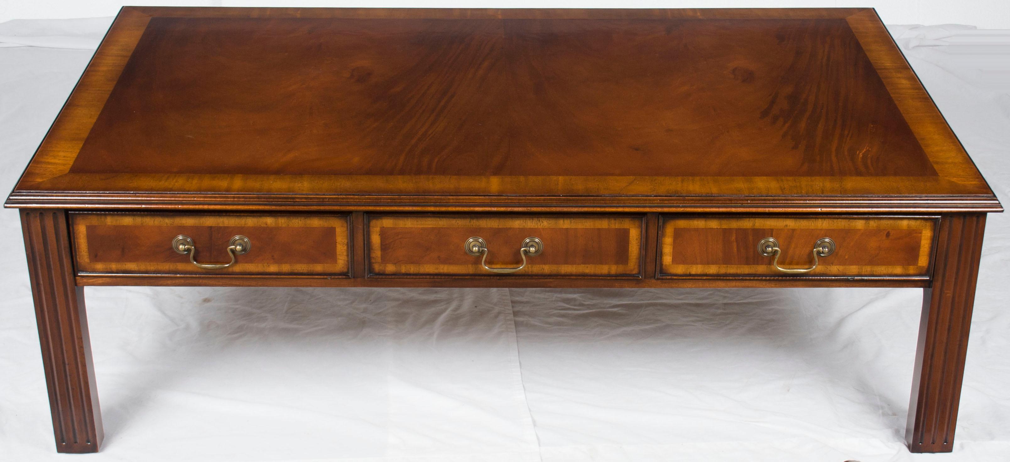 Chippendale Style Large Mahogany Coffee Cocktail Table For Sale 2