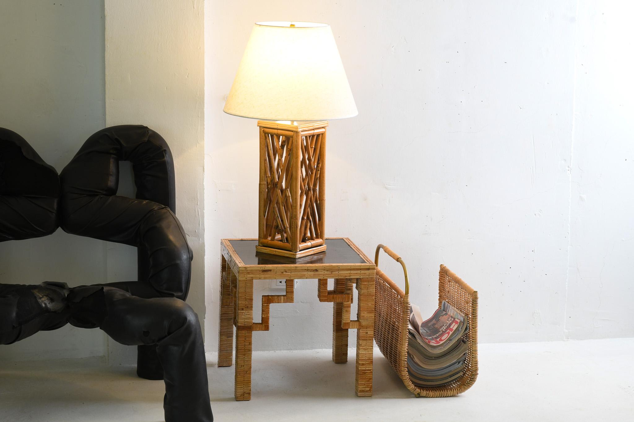 Philippine Chippendale Style Lattice Rattan Bamboo Table Lamp For Sale