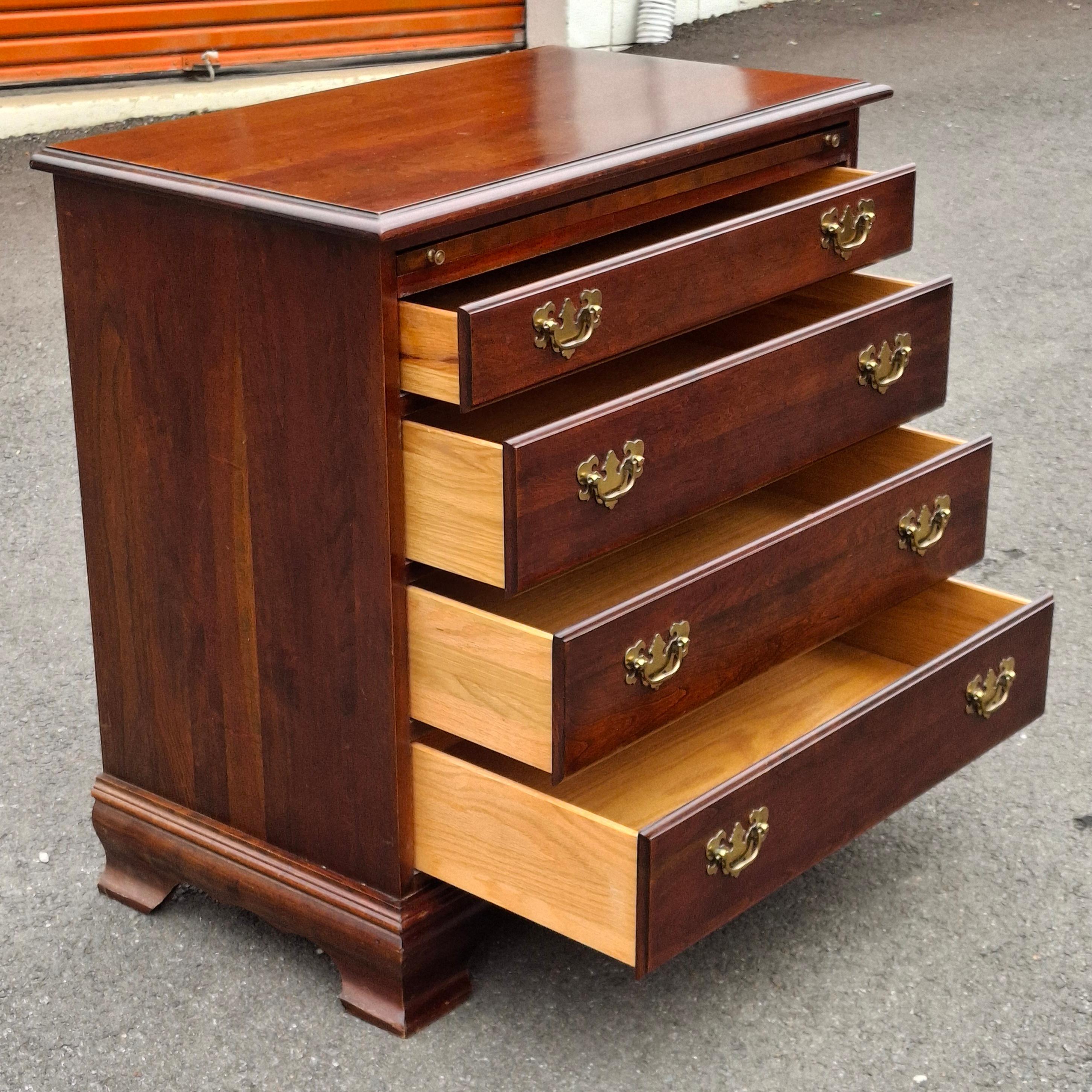 Chippendale Style Mahogany Bachelor Chest with Pull Out Tray Secretary For Sale 6