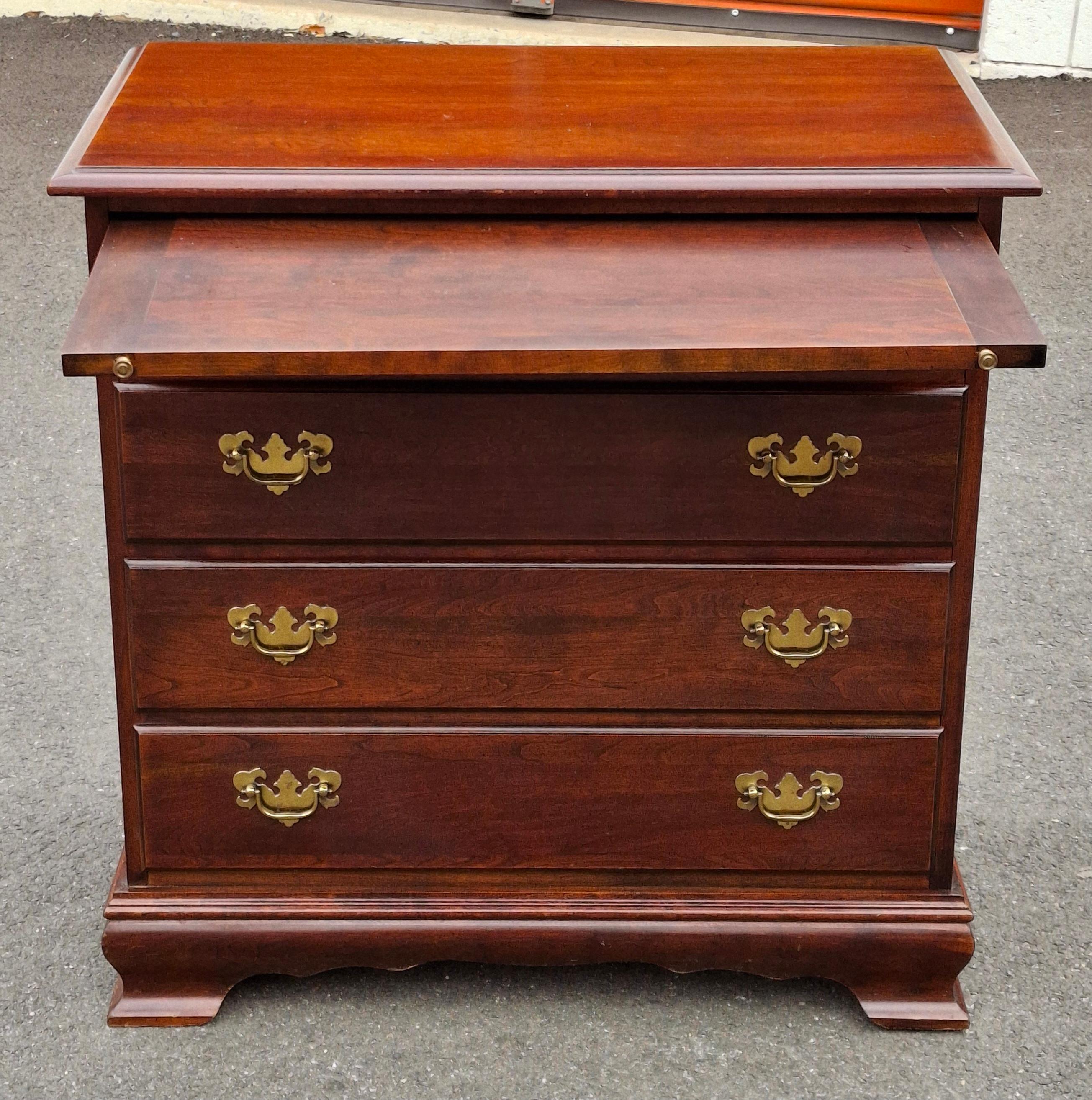 Chippendale Style Mahogany Bachelor Chest with Pull Out Tray Secretary For Sale 2
