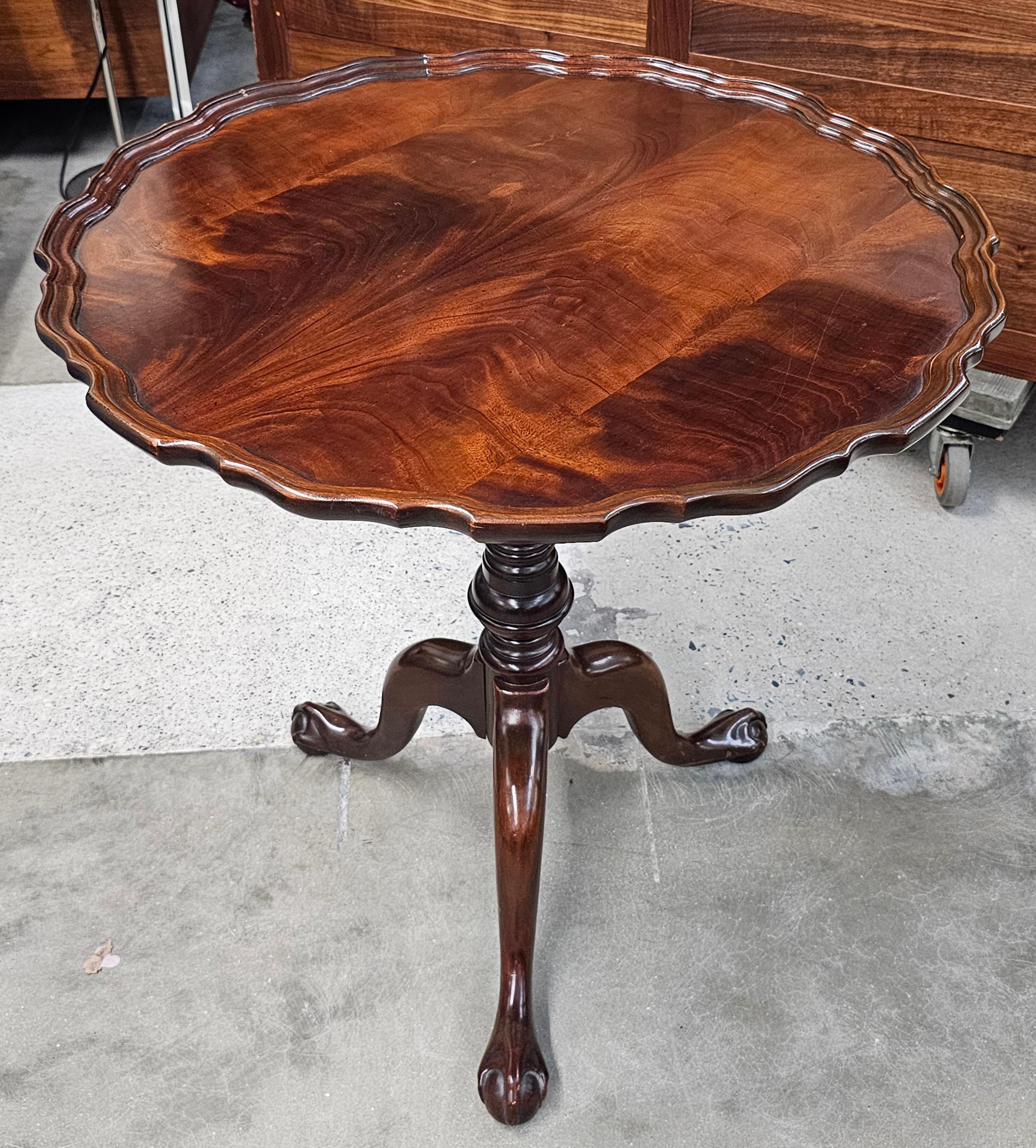 Chippendale Style Mahogany Bird Cage Spinning Tilt Top Tea Table For Sale 6