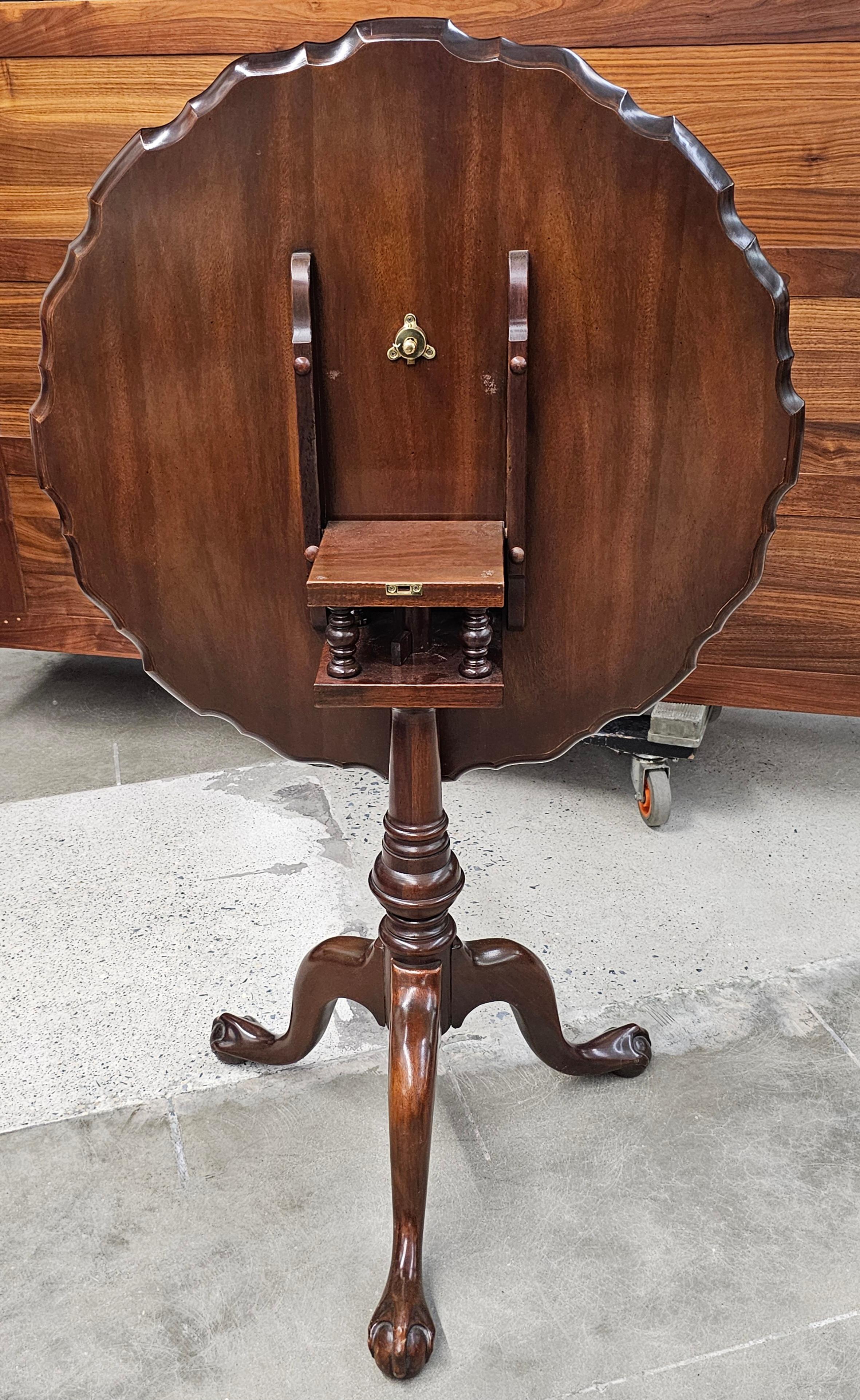 Chippendale Style Mahogany Bird Cage Spinning Tilt Top Tea Table For Sale 8