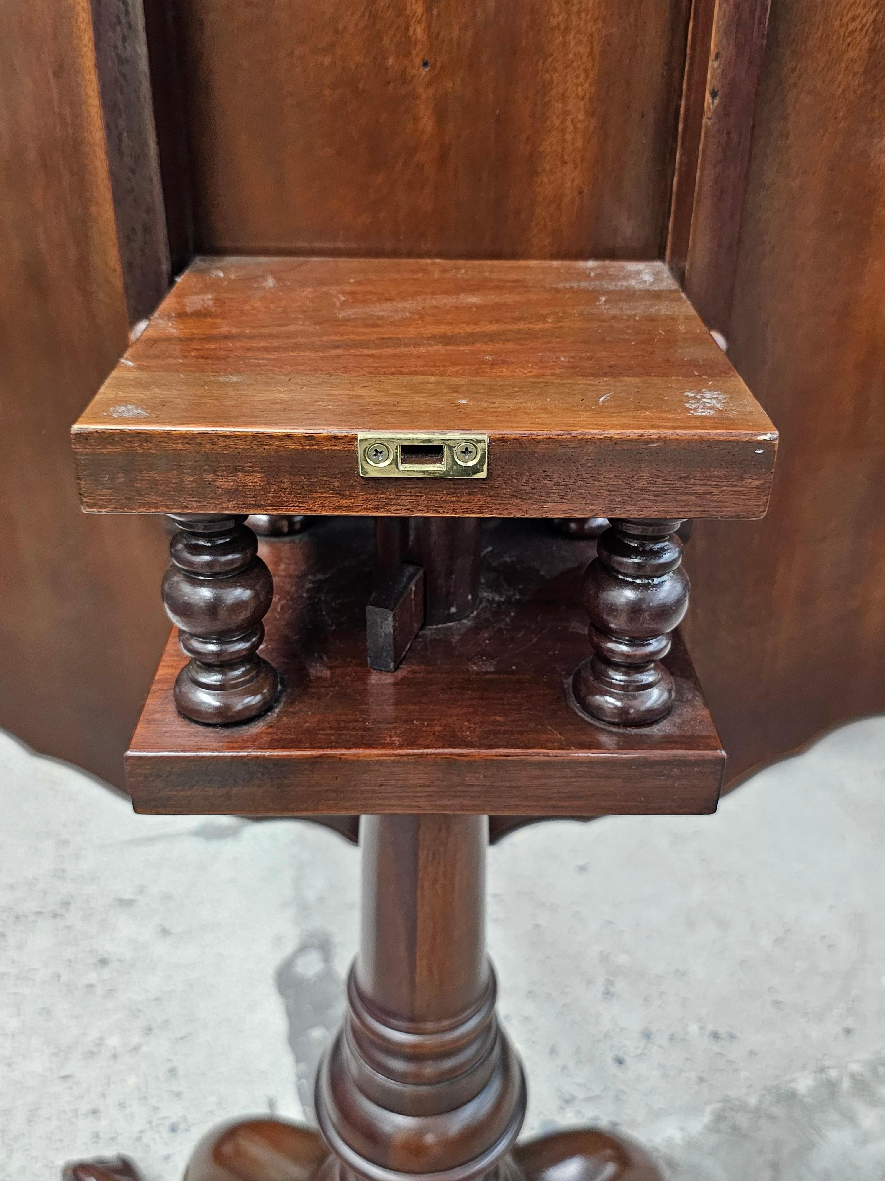 Chippendale Style Mahogany Bird Cage Spinning Tilt Top Tea Table For Sale 11