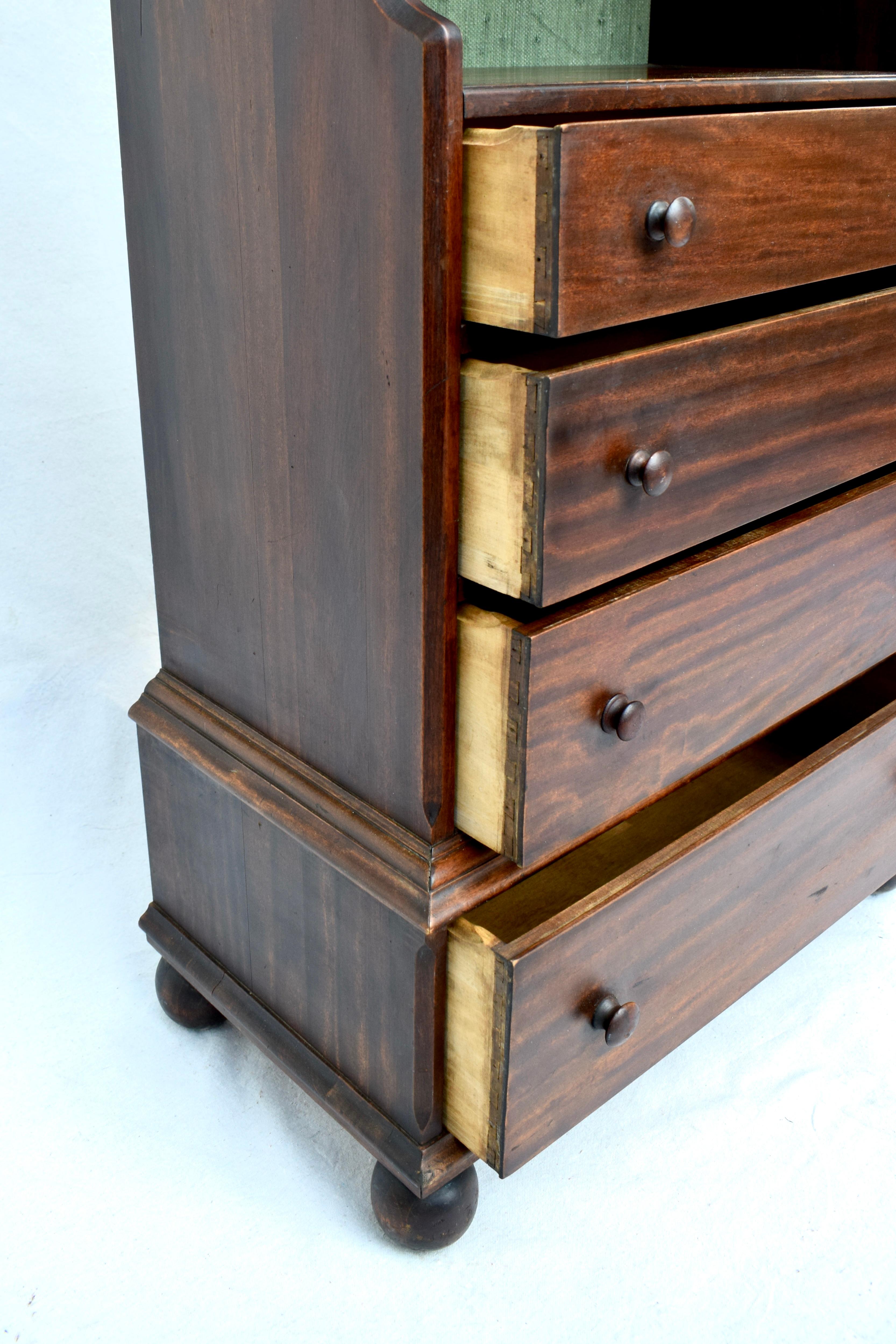 Chippendale Style Mahogany Bookcase With Cannonball Feet For Sale 6