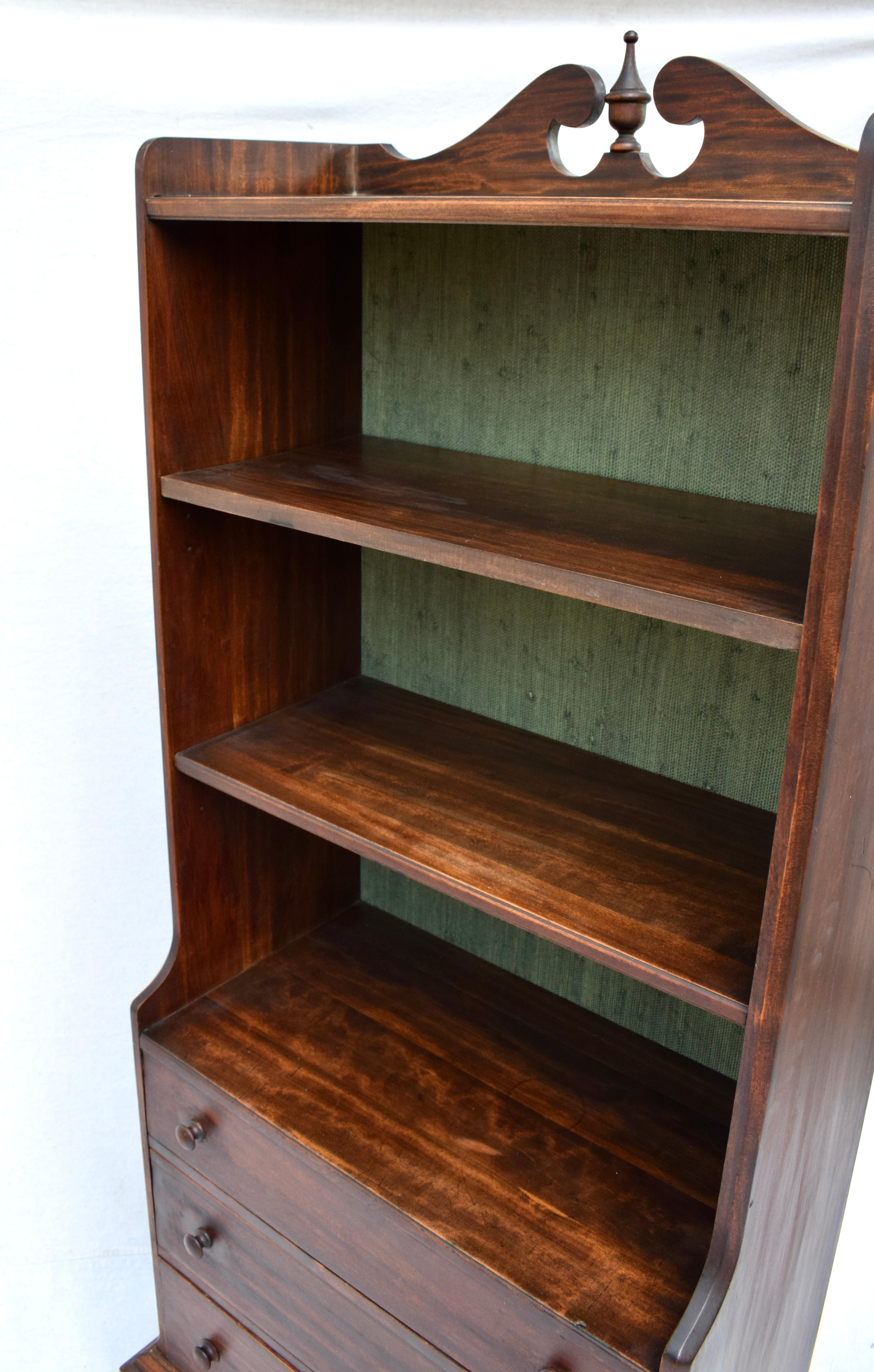 American Chippendale Style Mahogany Bookcase With Cannonball Feet For Sale