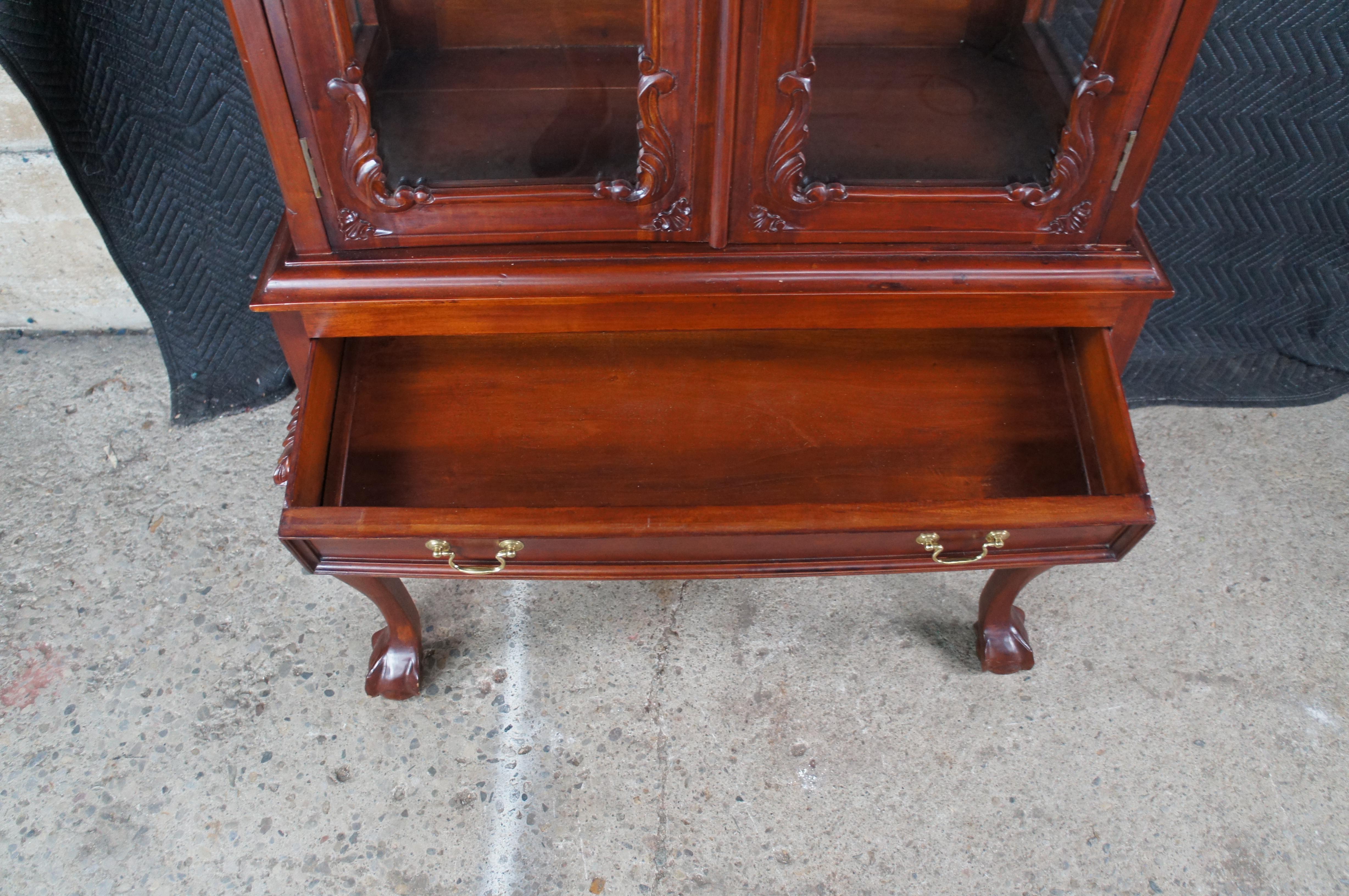 Vetrinetta per porcellane in stile Chippendale in mogano Libreria Curio Ball and Claw 76