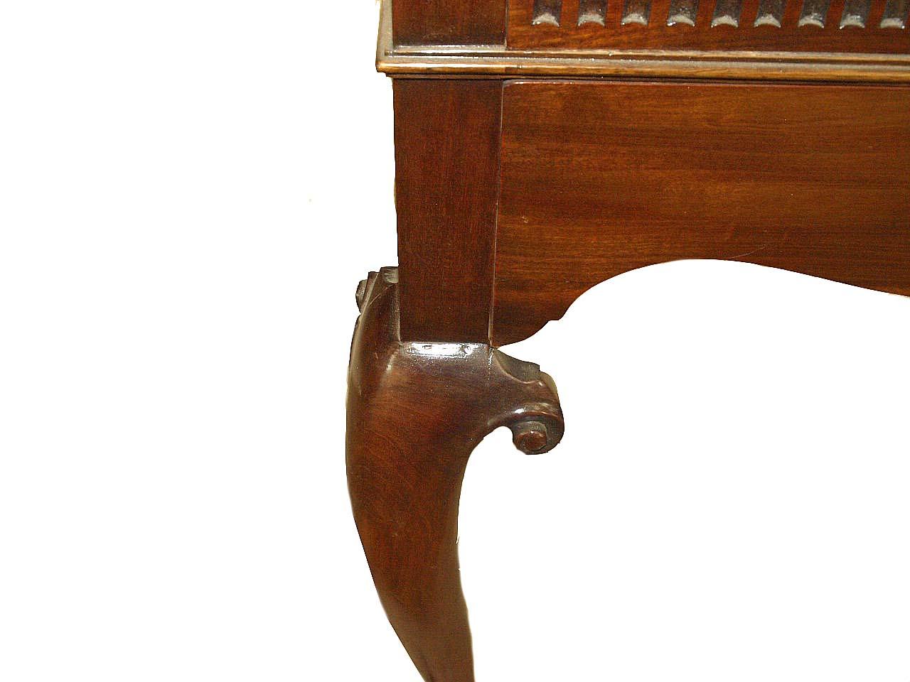 Chippendale Style Mahogany Console For Sale 3