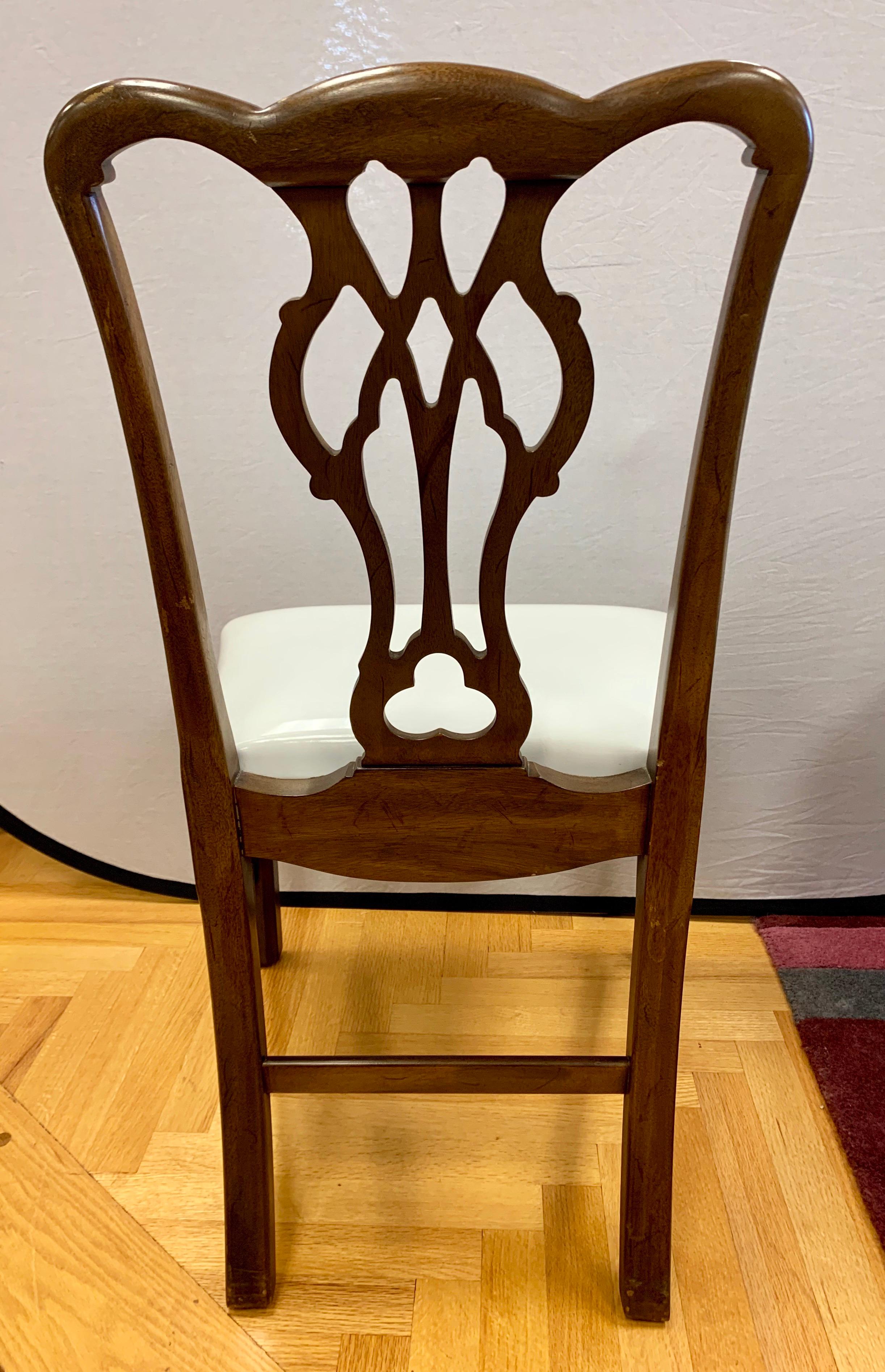 Chippendale Style Mahogany Inlay 7 Pieces Dining Set, Table 6 Chairs In Good Condition In West Hartford, CT