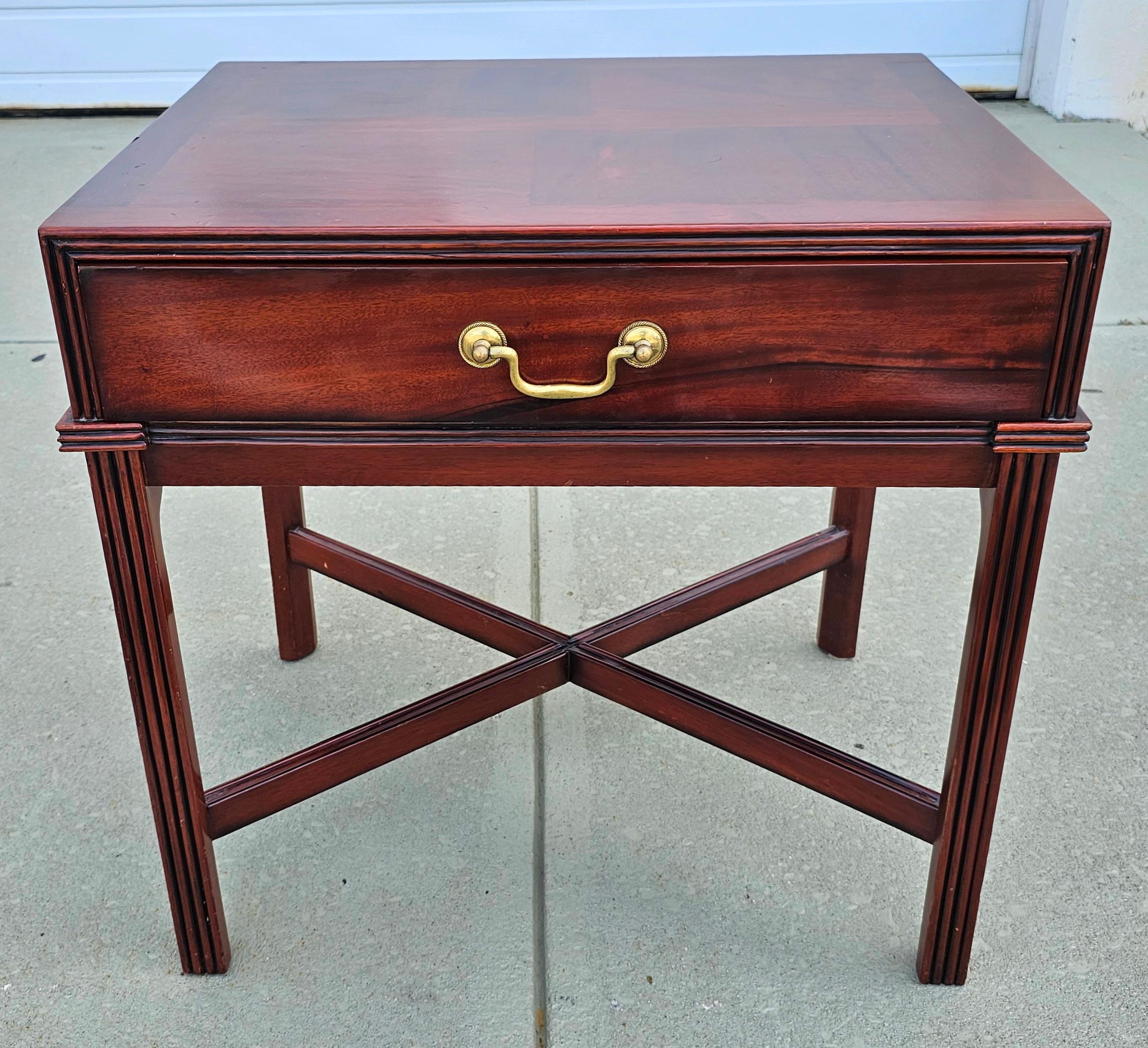 Unknown Chippendale Style Mahogany Single Drawer Side Table For Sale