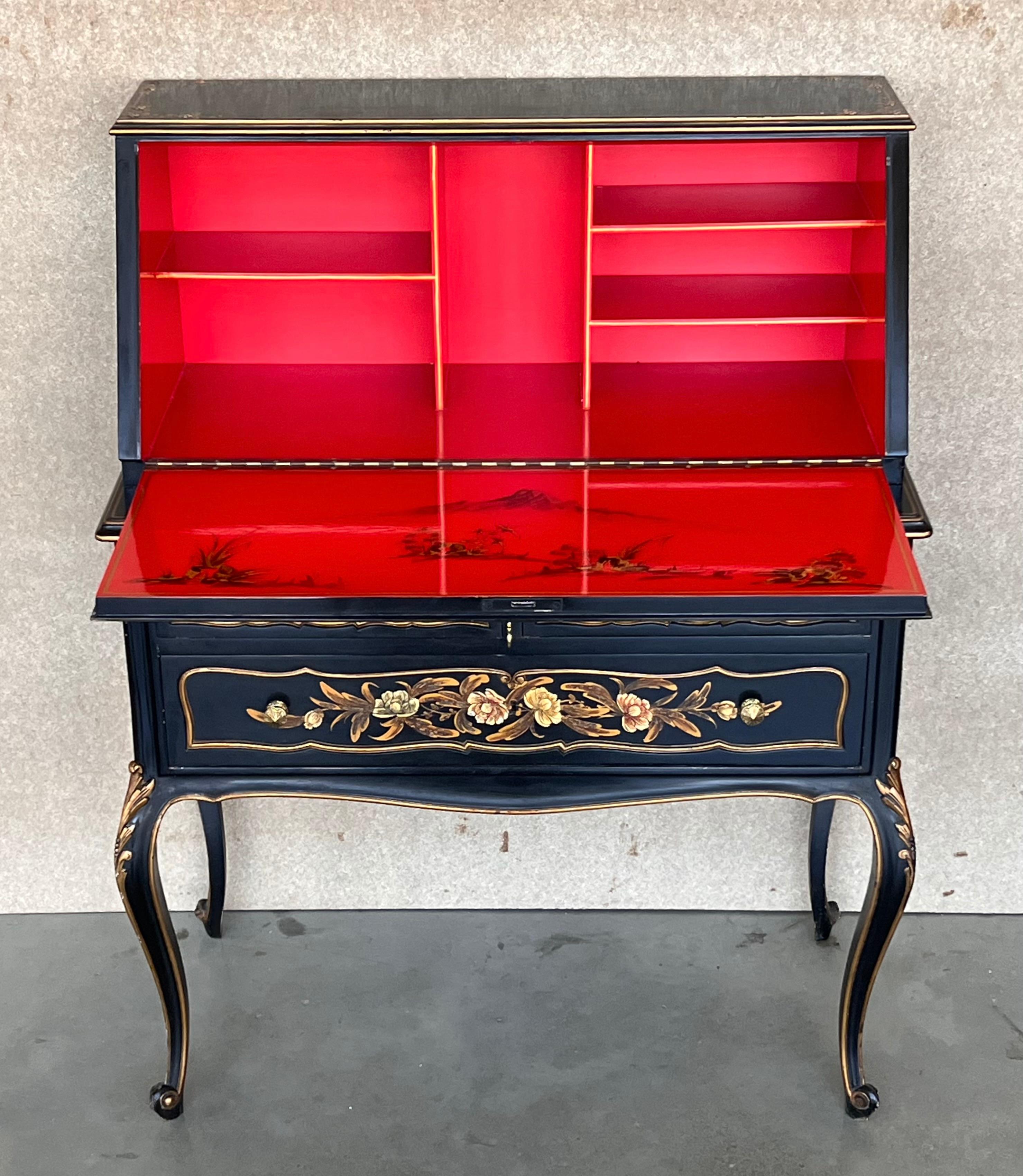 Chippendale Style Slant Top Desk in Black Lacquered Wood, circa 1900 In Good Condition For Sale In Miami, FL
