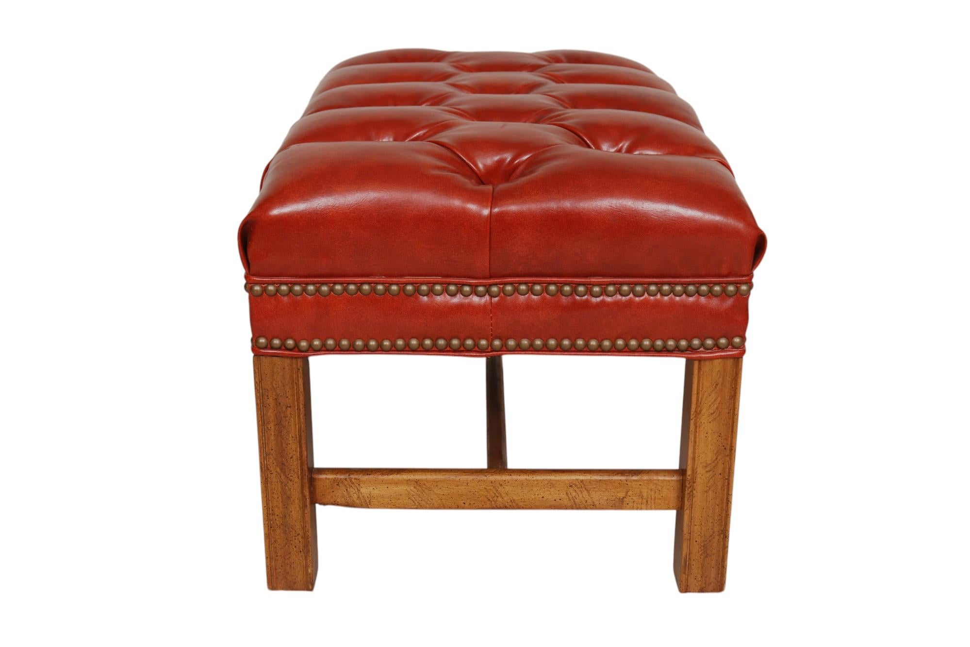 Chippendale Style Tufted Ottoman In Good Condition For Sale In Bradenton, FL