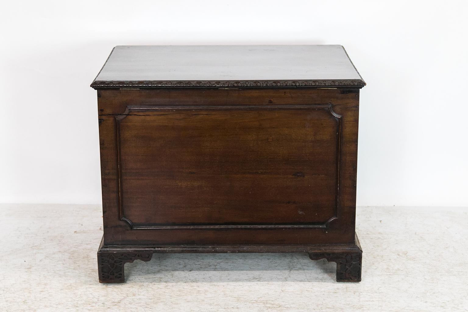 Chippendale Style Two-Drawer Blanket Chest For Sale 5