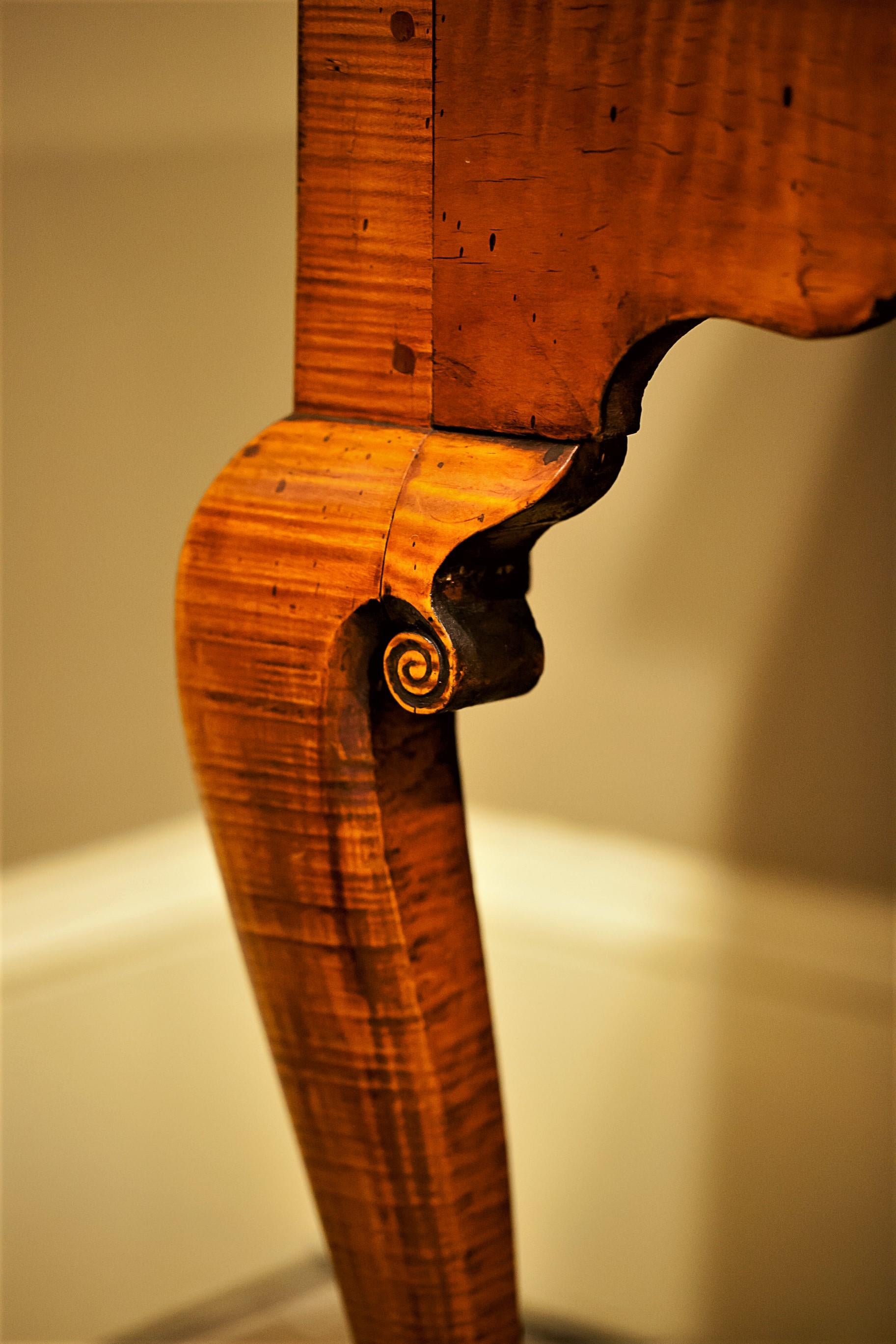 Chippendale Tiger Maple Lowboy/Server, America, circa 1770 10