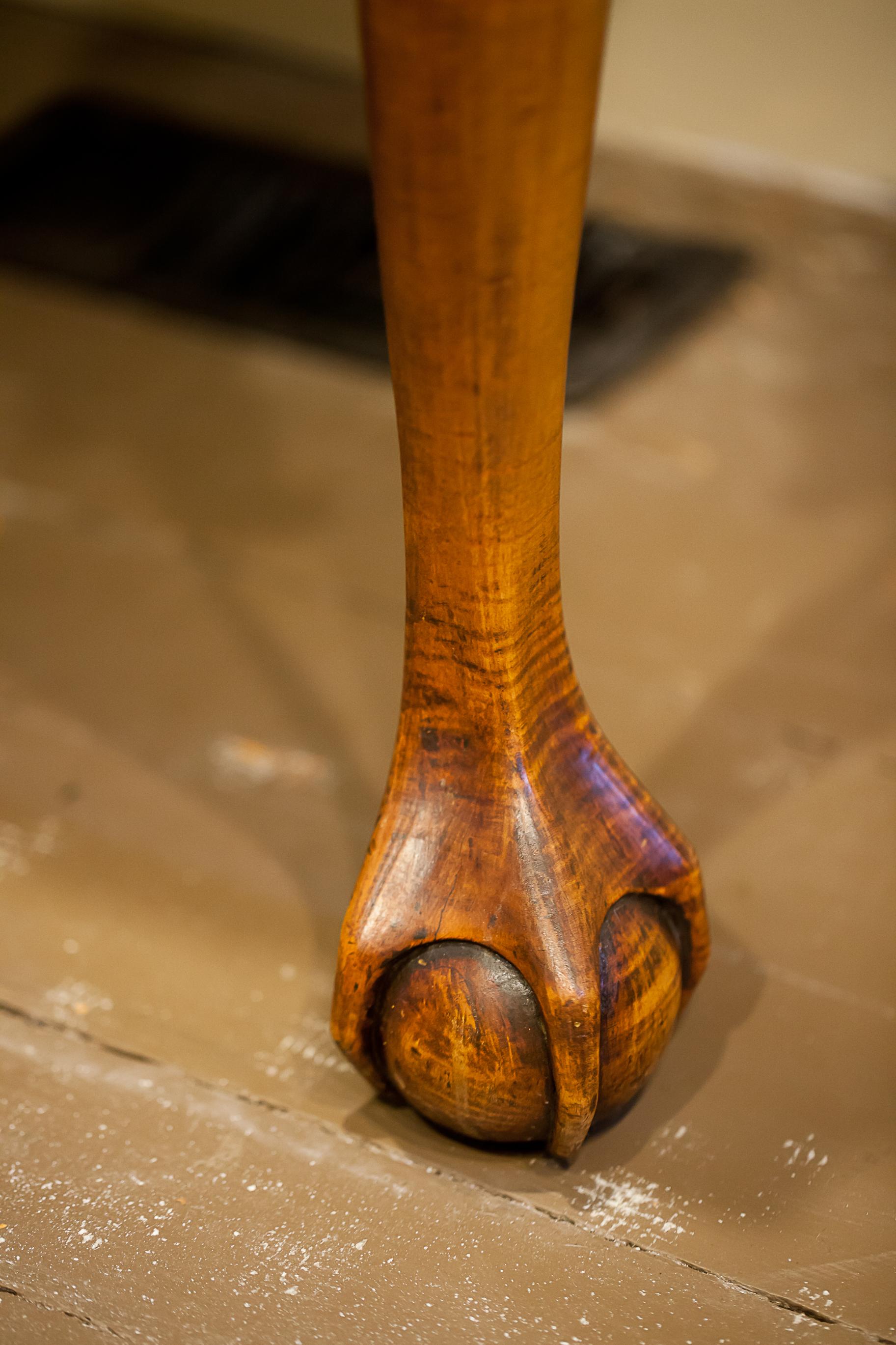 Chippendale Tiger Maple Lowboy/Server, America, circa 1770 11