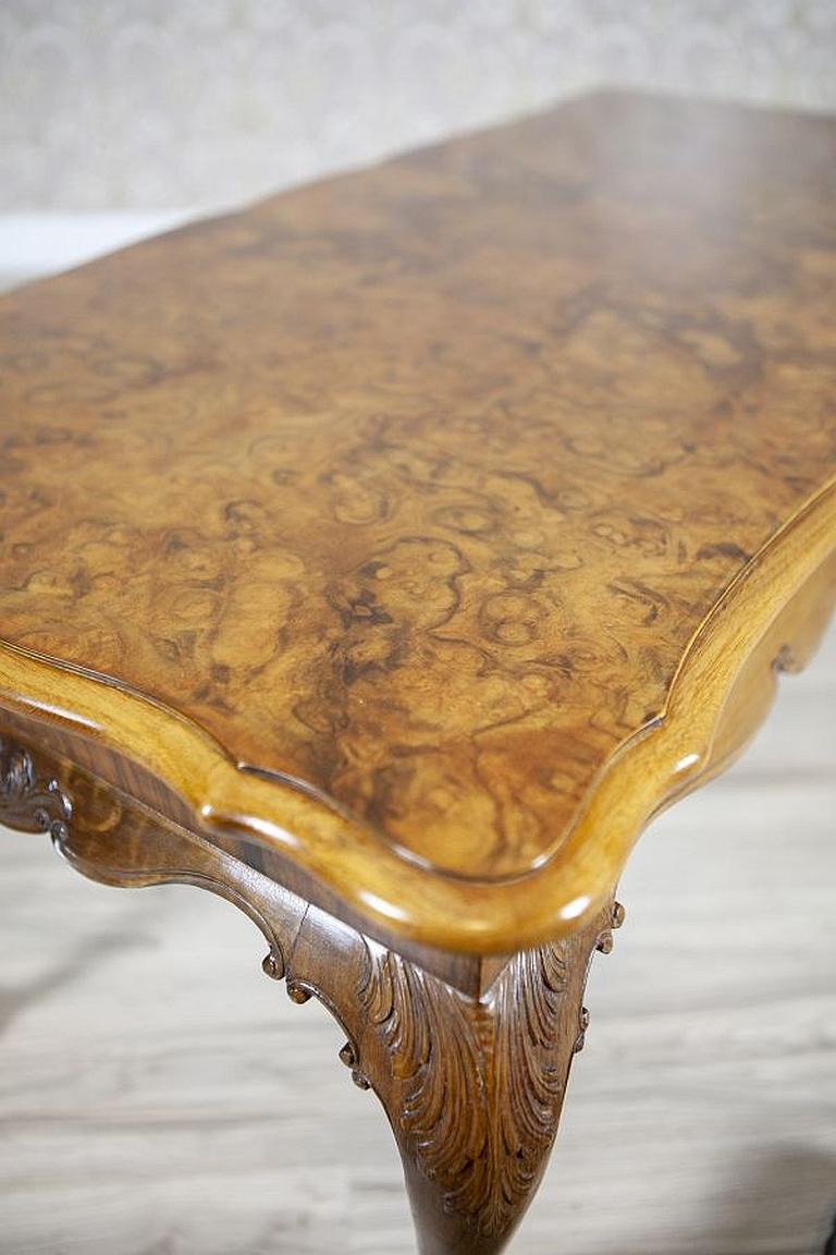 Chippendale Walnut Coffee Table from the Early 20th Century Finished in Shellac For Sale 2