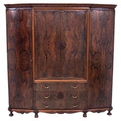 Armoire Chippendale, Europe occidentale, milieu du 20e siècle.