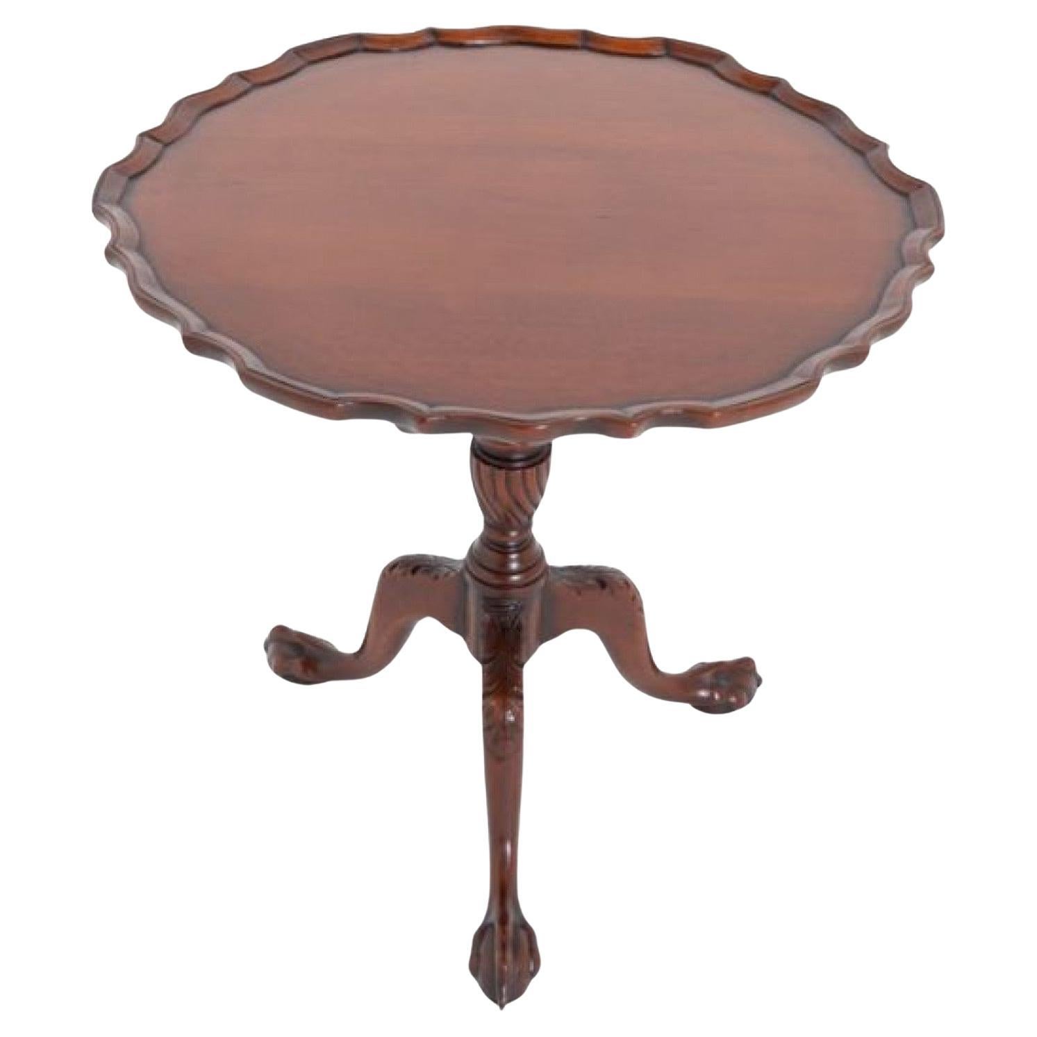Tavolo da vino Chippendale Lato Mogano 1920 in vendita