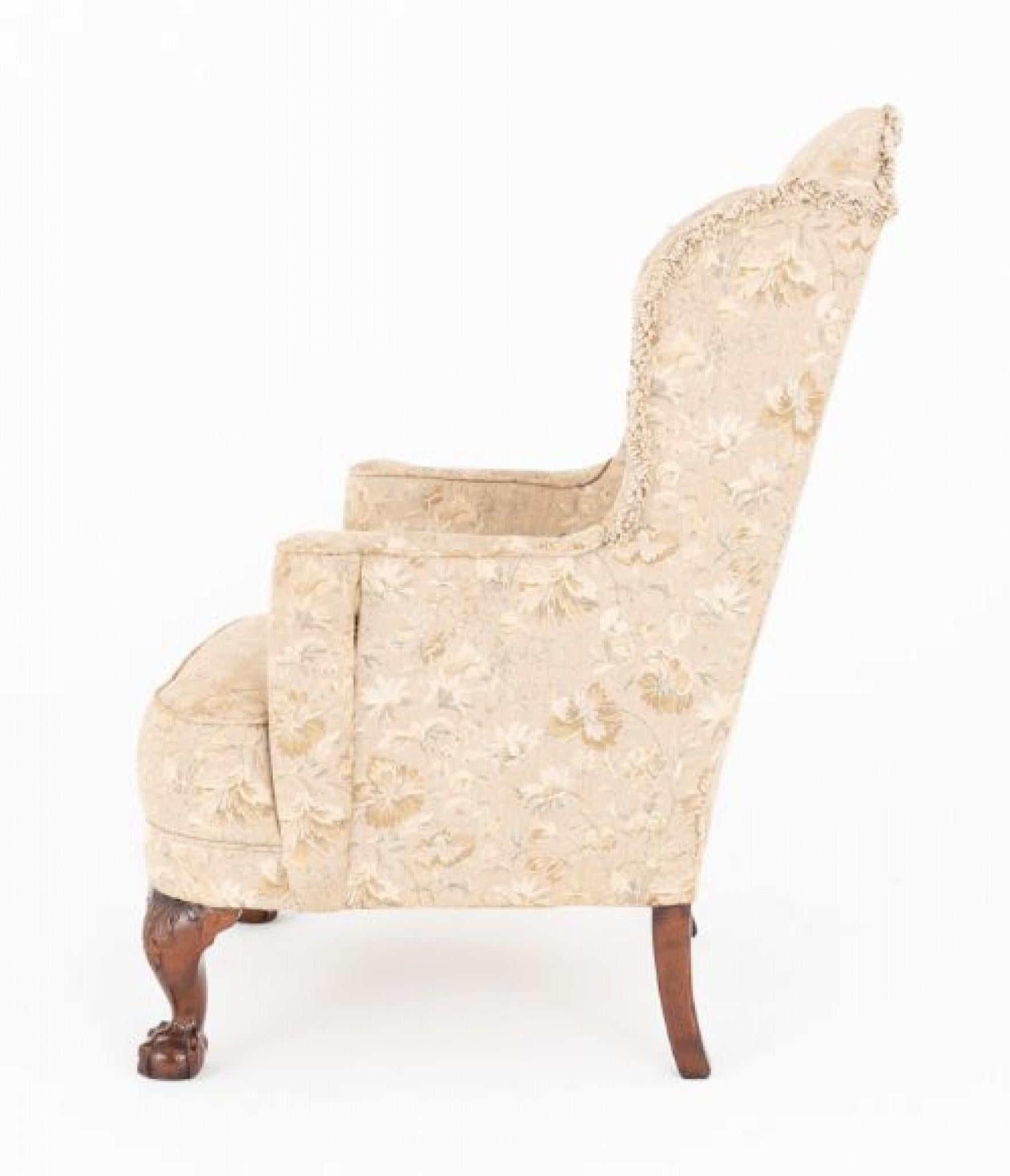 Chippendale Wing Chair Antique 1880 Ball and Claw For Sale 1