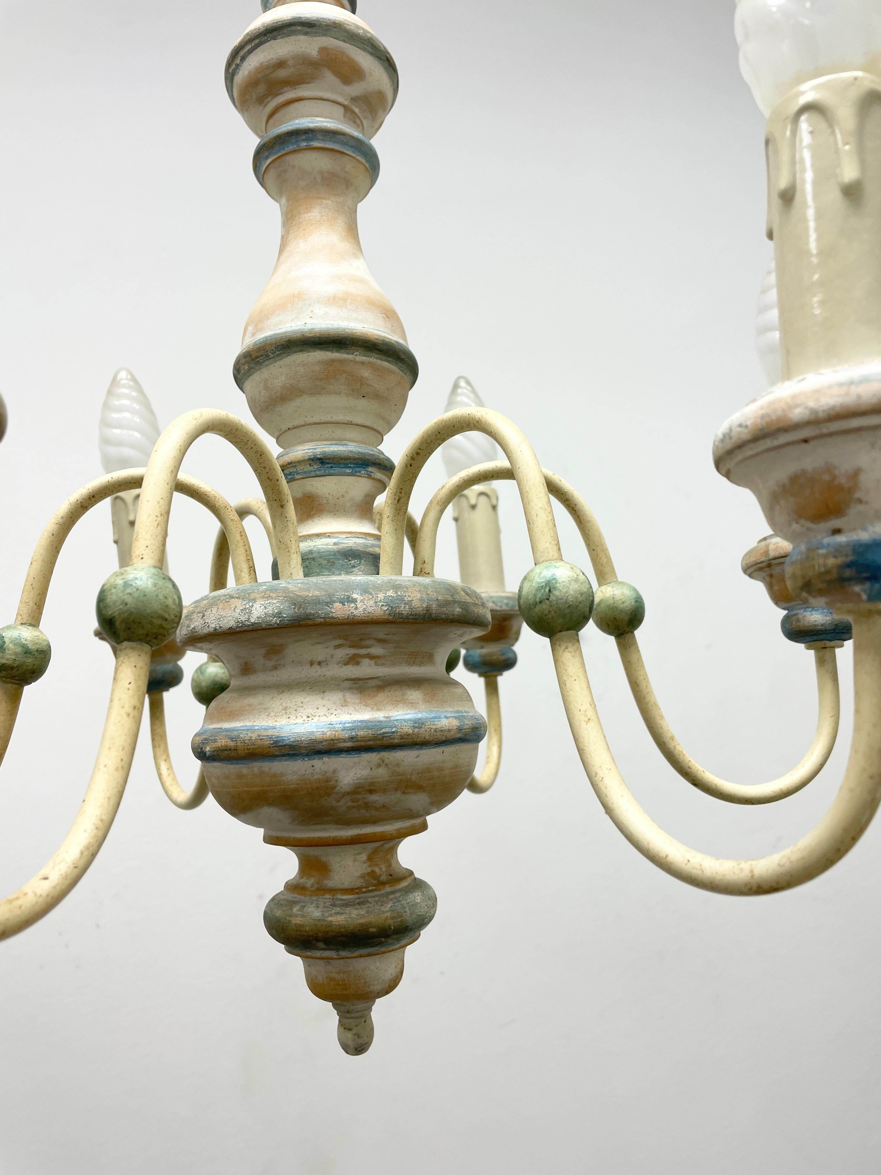 Chippy White & Blue Swedish Farmhouse Style Tole Pendant Chandelier, 1970s In Good Condition For Sale In Nuernberg, DE