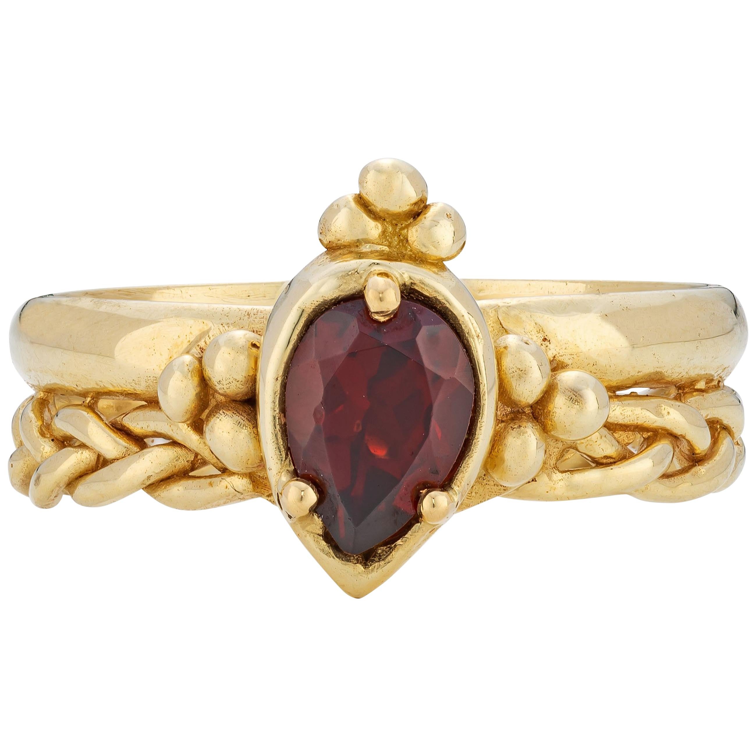 Chiron Ring, 18 Karat Yellow Gold with Garnet For Sale