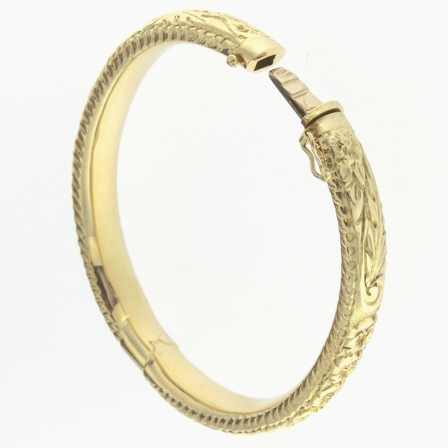 Gorgeous Bracelet from the Roserosse Collection

This exquisite bracelet is crafted to perfectly adhere to the natural oval anatomy of a woman's wrist, showcasing a stunning blend of art and functionality. Part of the prestigious Roserosse