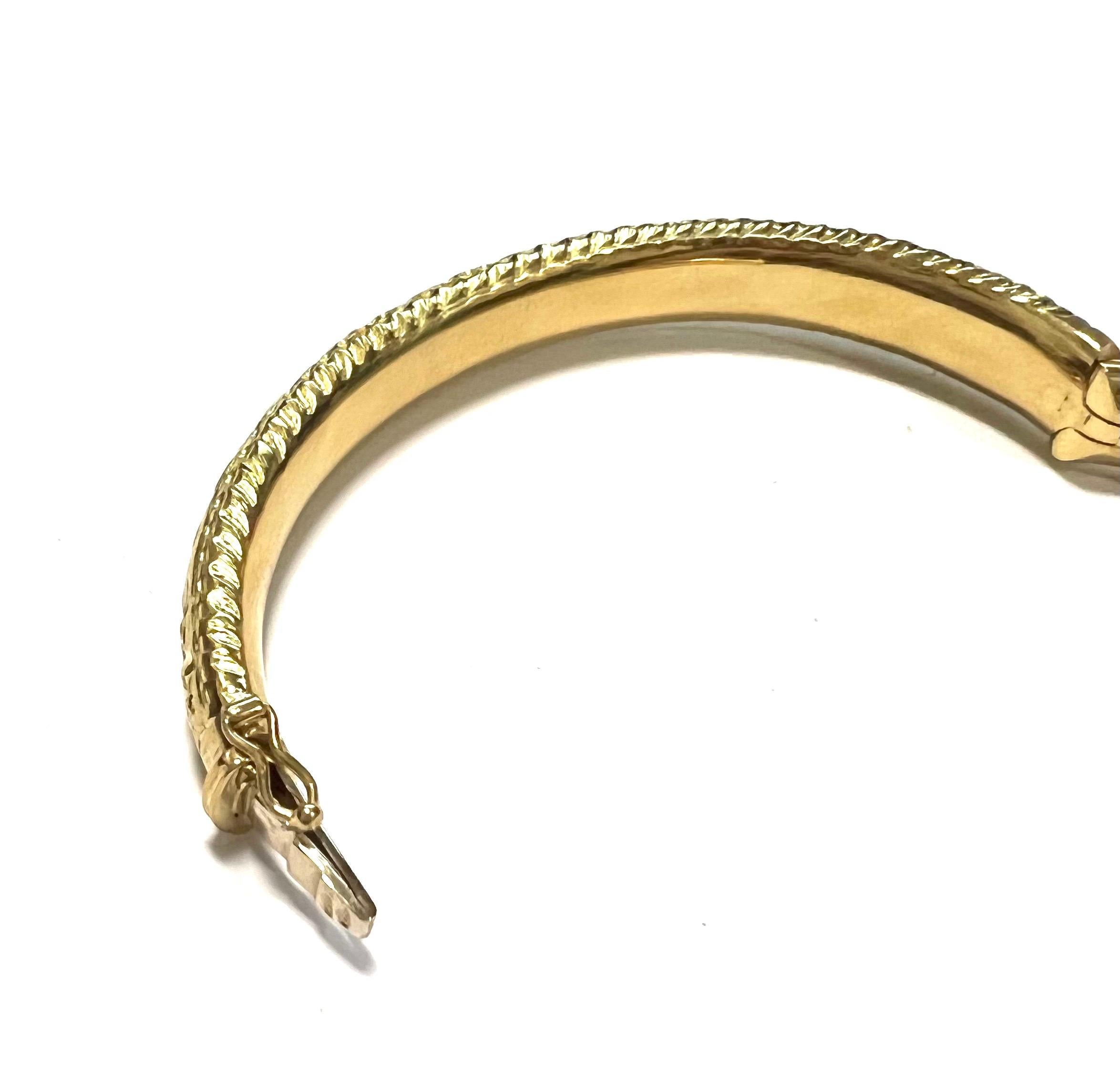 Chiseled Bracelet Yellow Gold 18 Karat For Sale 1