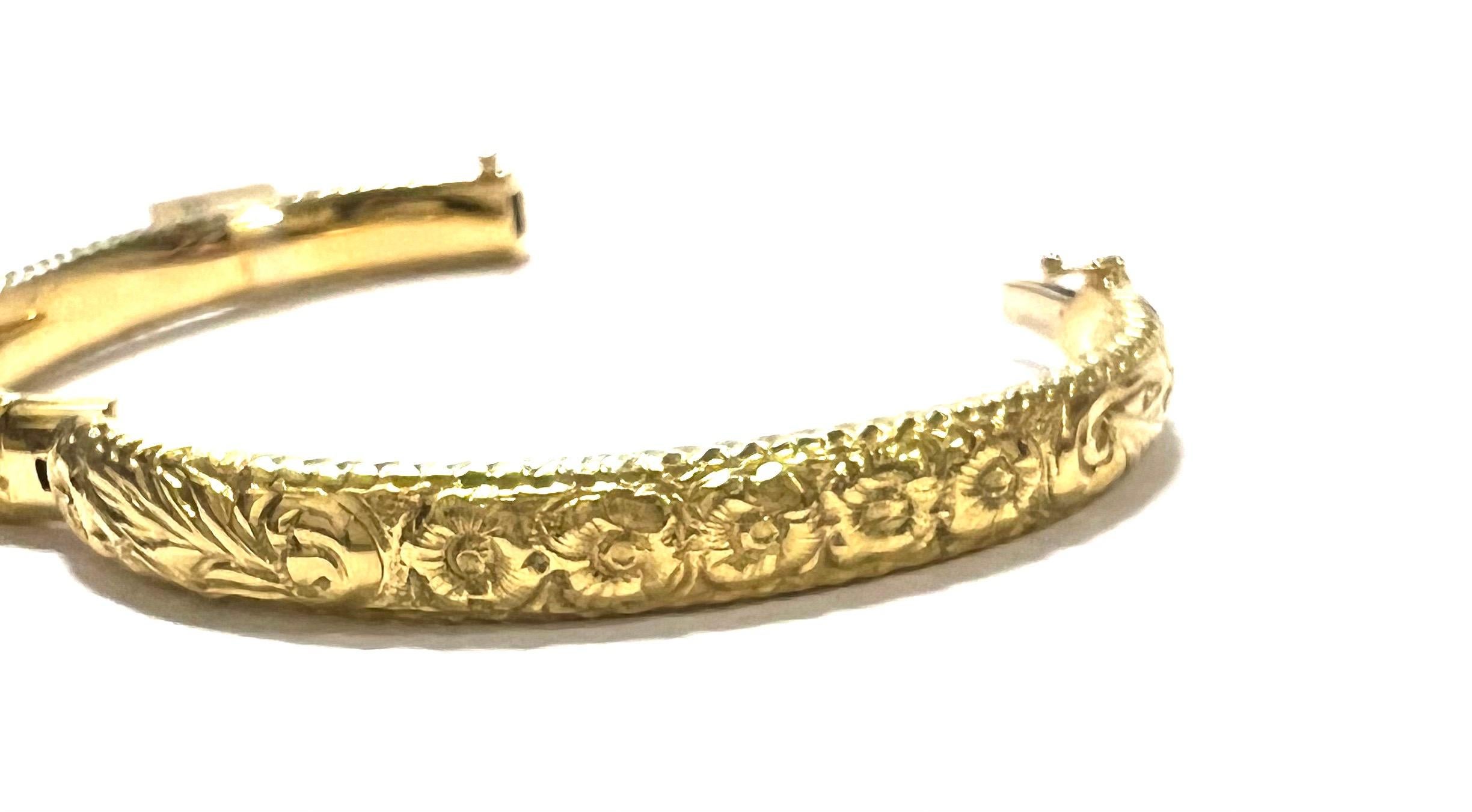 Chiseled Bracelet Yellow Gold 18 Karat For Sale 4