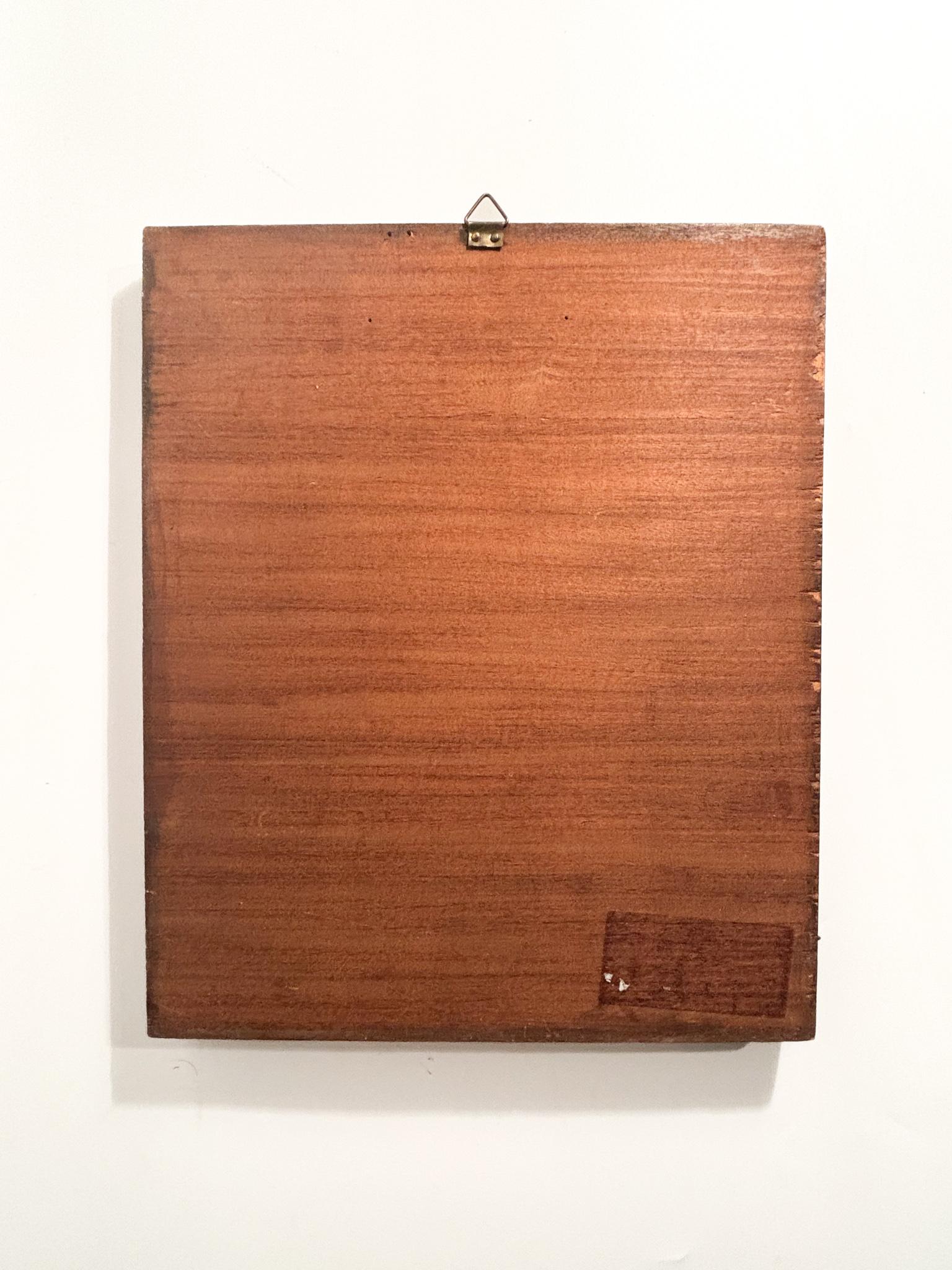 Chiseled Glass Plate Depicting a Maternity by Erwin Walter Burger from the 1960s For Sale 2