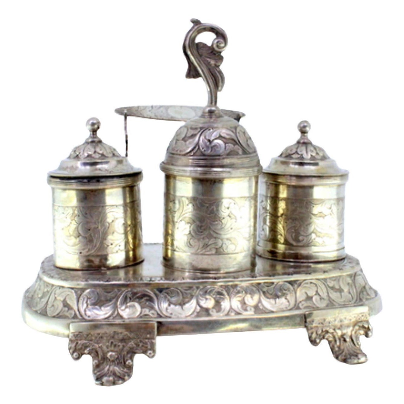 Chiseled silver inkwell with scrolls, acanthus leaves, tanks 
bell