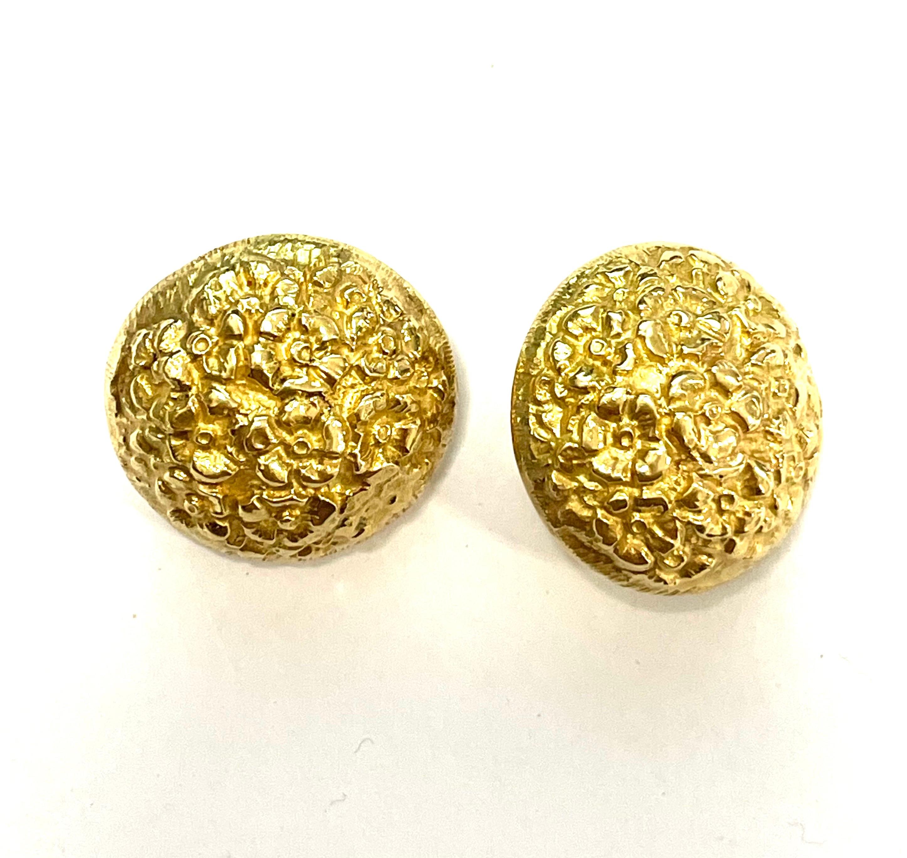 Chiselled Yellow Gold Earrings 18 Karat In New Condition For Sale In Milano, Lombardia