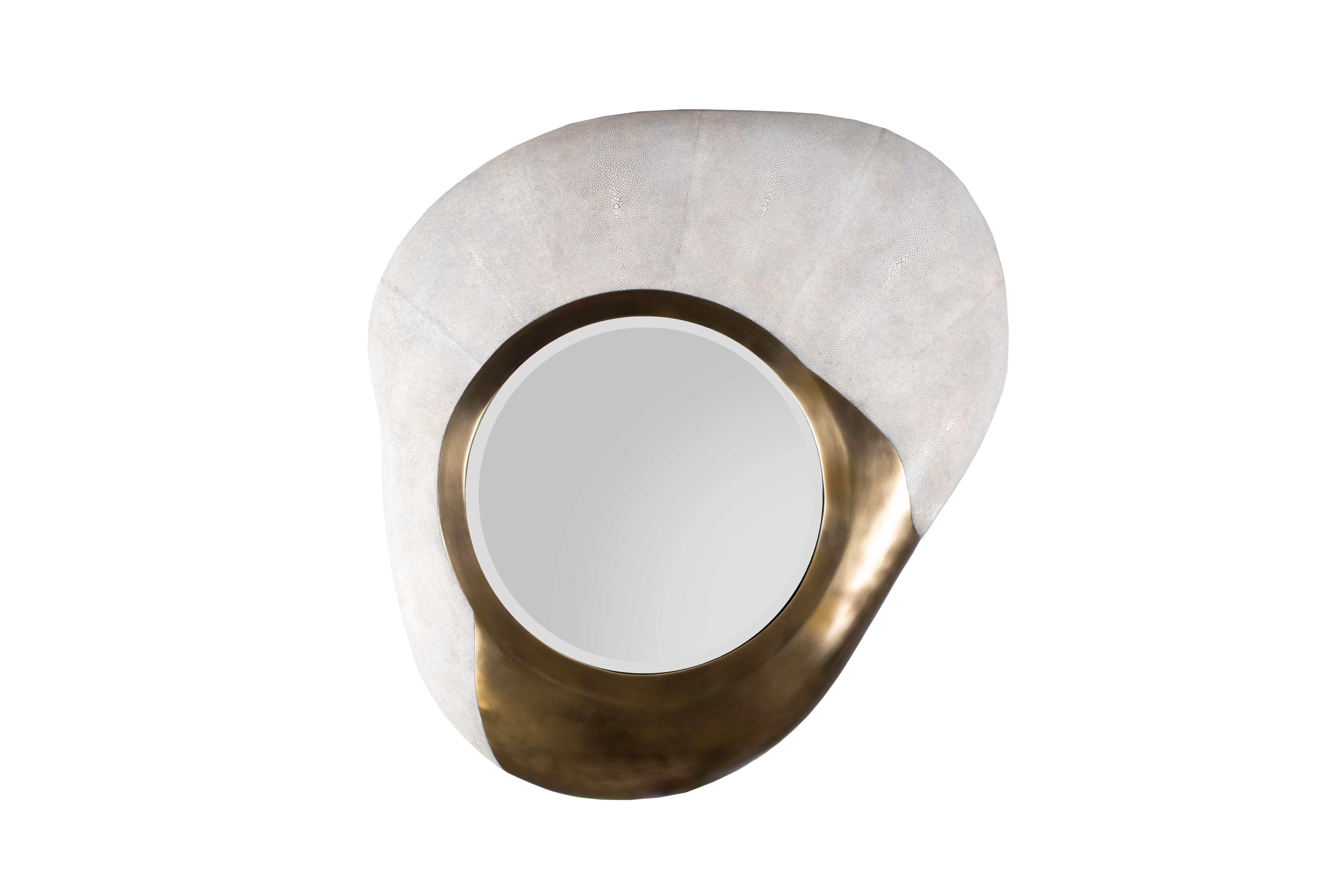 Hand-Crafted Chital Mirror in Cream Shagreen and Bronze-Patina Brass by Kifu Paris