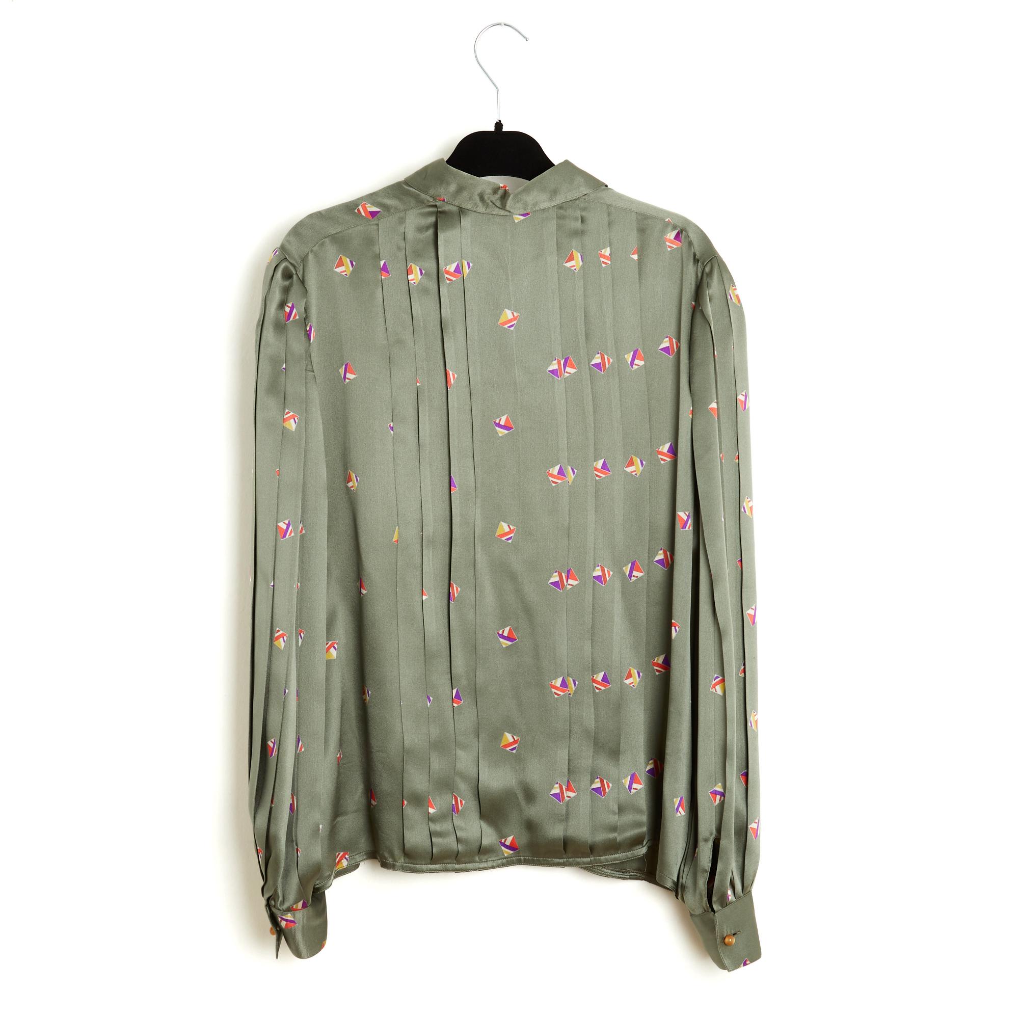 Chloe 1995s Top FR40 Green silk pleated Shirt Blouse UK12 US10 Lagerfeld Chloé For Sale 1