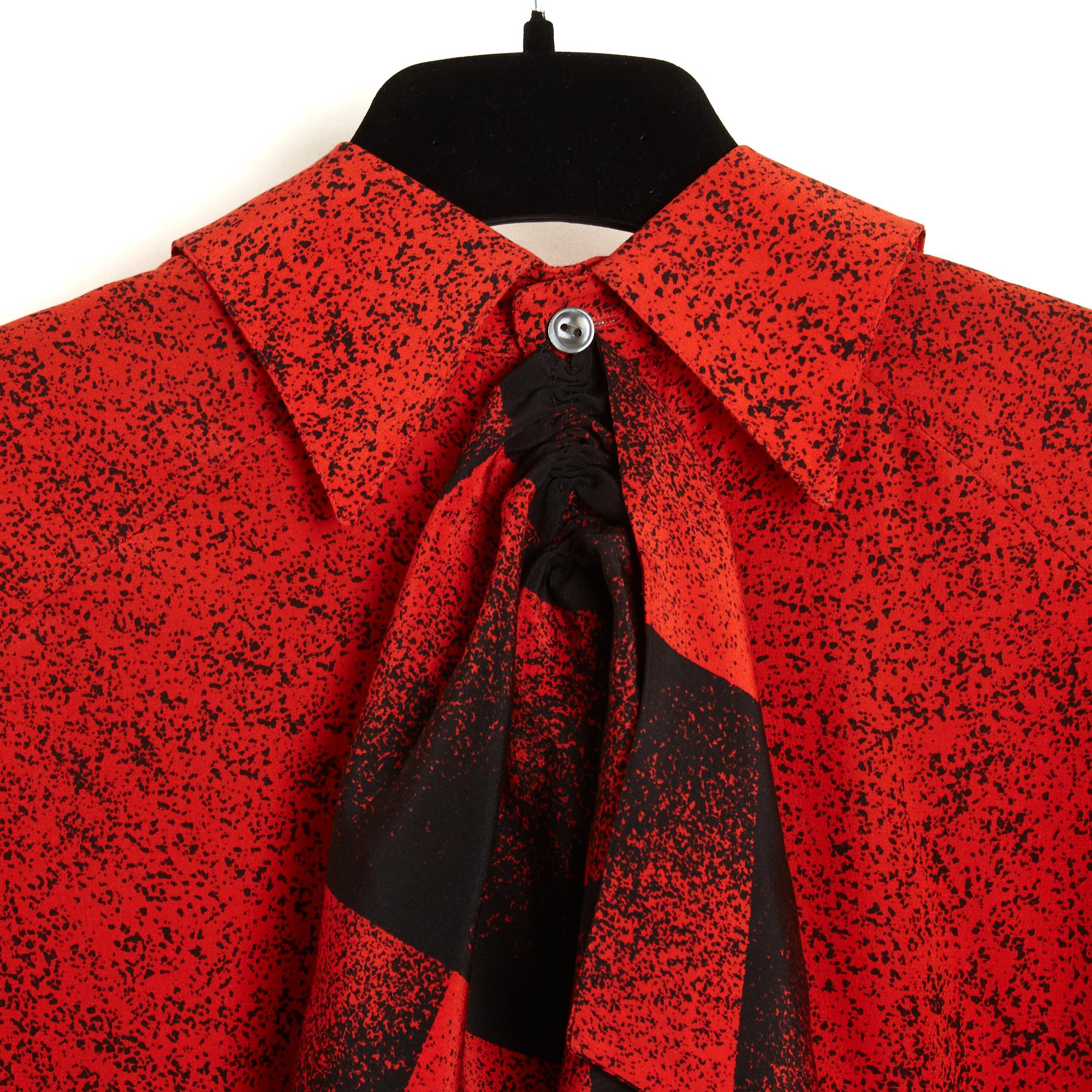 Chloe 1995s Top FR40 Red Black Silk Ascot Knot Blouse UK12 US10 Lagerfeld Chloé For Sale 5