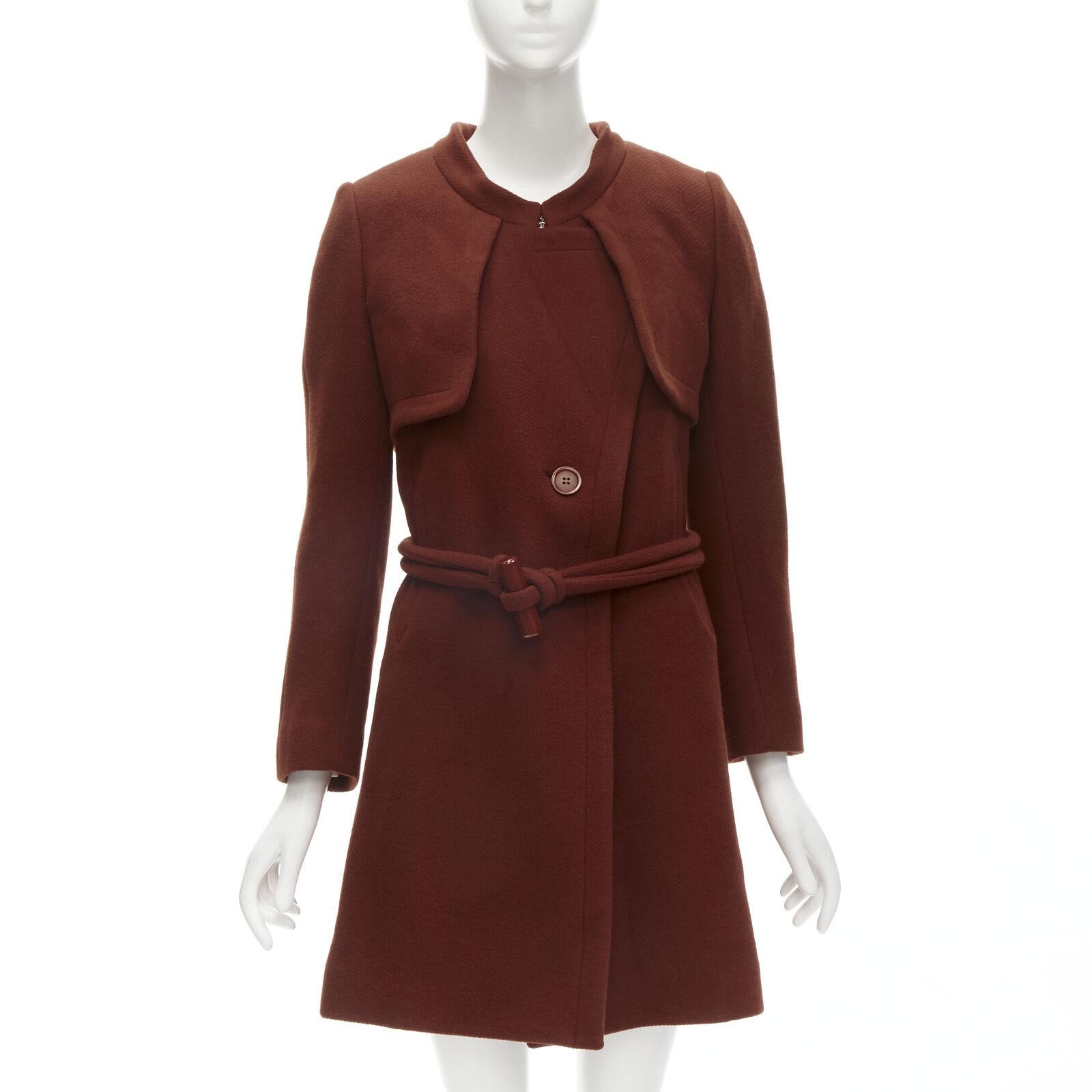 CHLOE 2015 brick red wool toggle belt long coat FR38 M
Reference: CNLE/A00200
Brand: Chloe
Collection: Pre Fall 2015
Material: Wool
Color: Brown, Multicolour
Pattern: Solid
Closure: Button
Lining: Polyester
Extra Details: Pre-Fall 2015 collection.