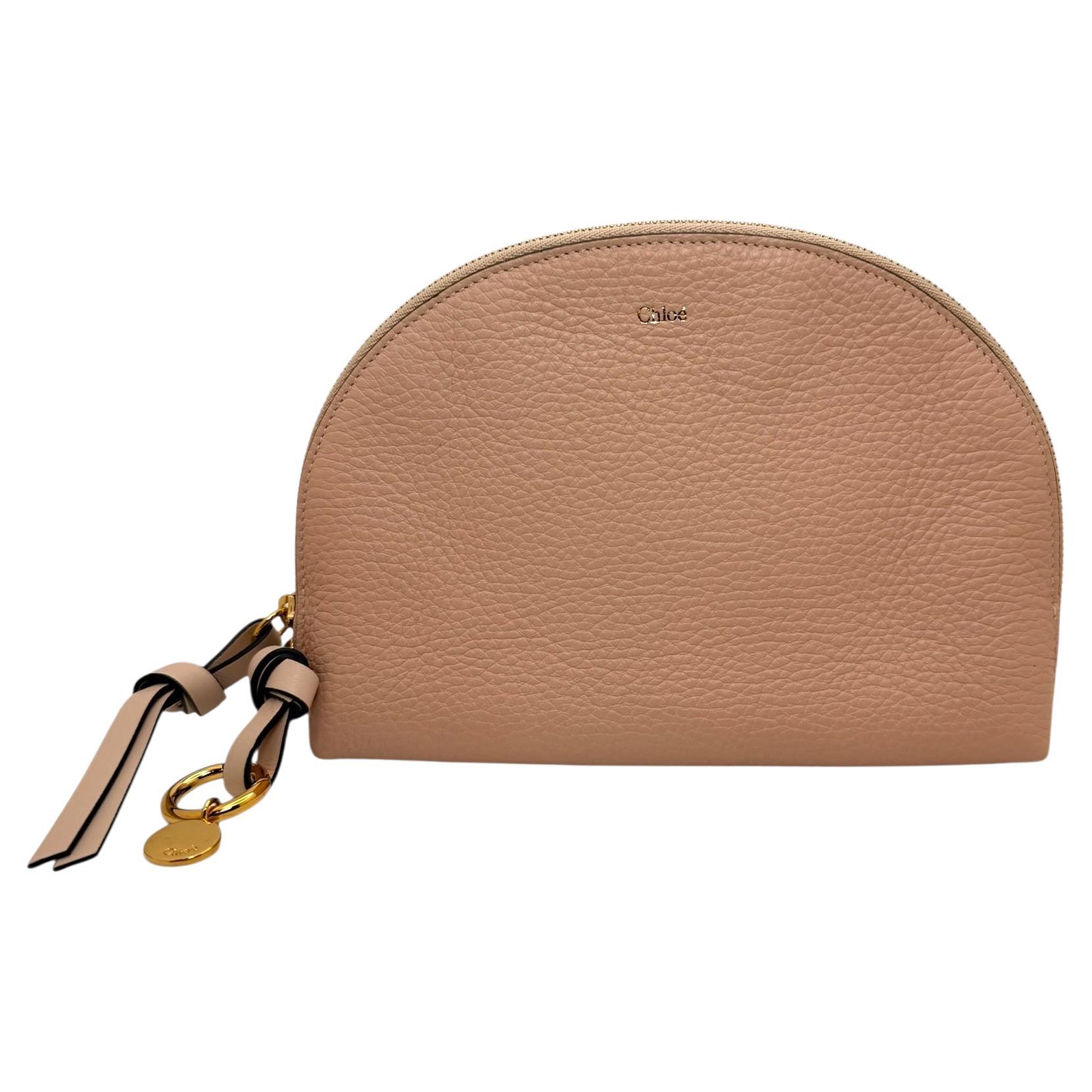 Chloé Alphabet Blush Nude Calfskin Half-Moon Pouch with Gold Charm, Italy in vendita