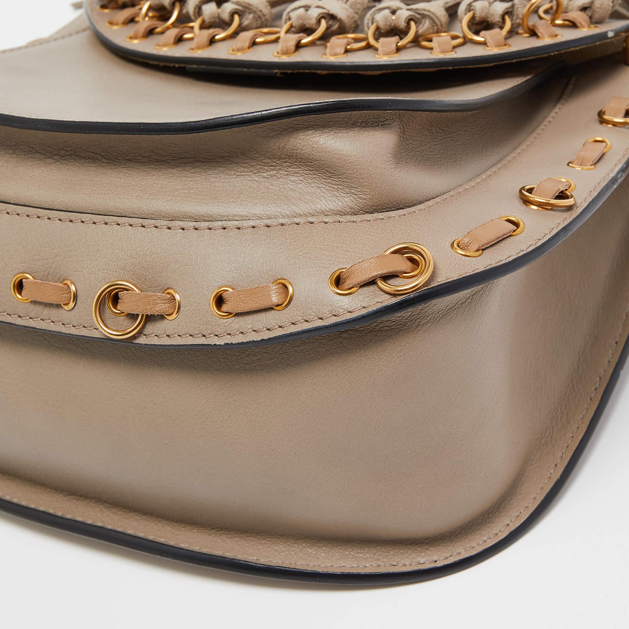 Chloe Beige/Black Leather Small Hudson Fringe Shoulder Bag For Sale 6