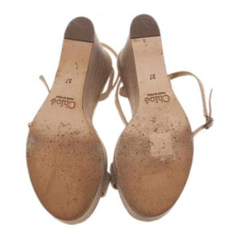 Chloe Beige Canvas Crystal Bow Ankle Strap Wedges Size 37 en vente 7
