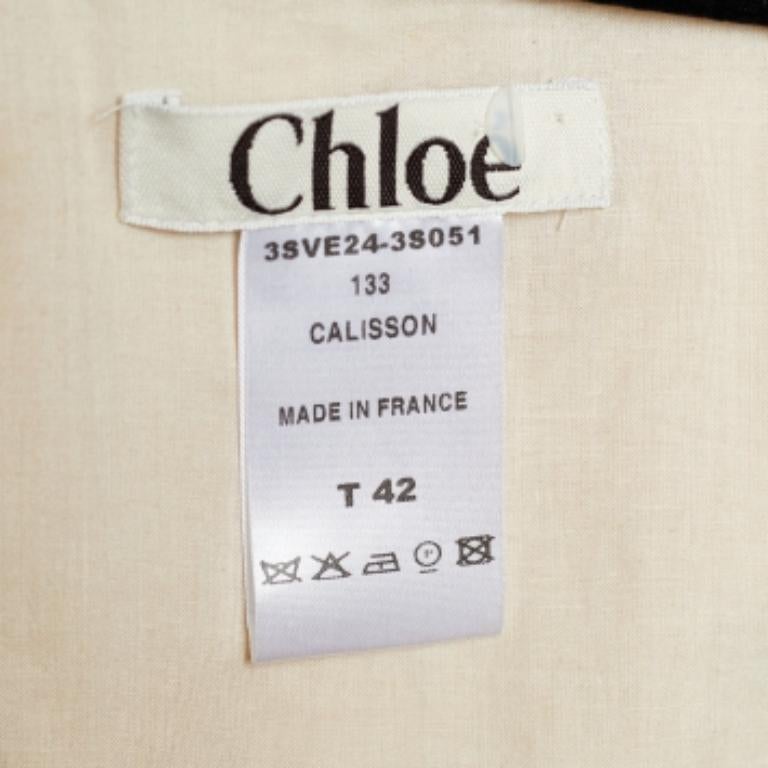 Donna Chloe - Top beige in cotone ricamato con bottoni L in vendita