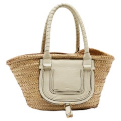 Chloe Sac panier Marcie de taille moyenne en paille et cuir beige/crème