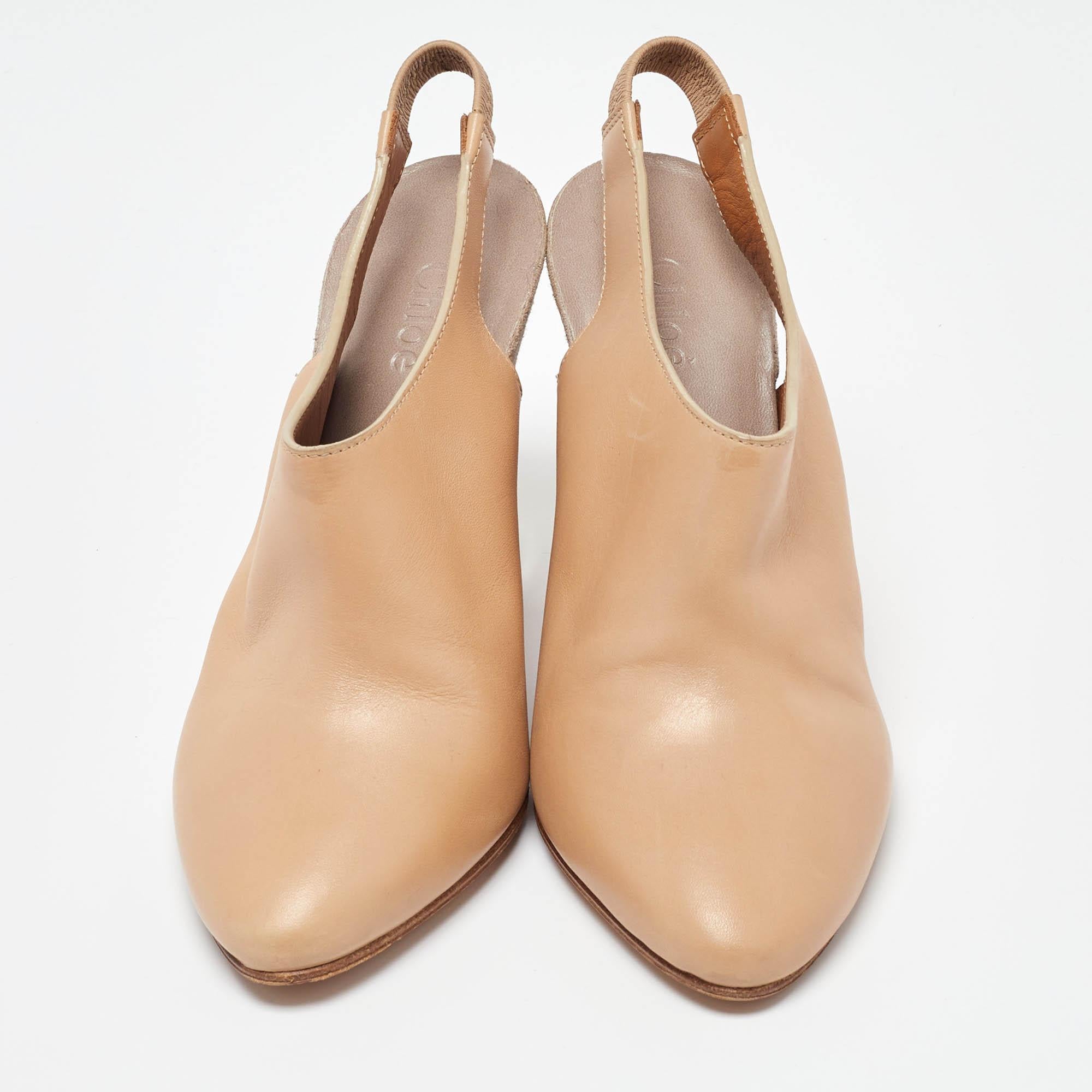 Chloe Beige/Grey Leather and Suede Wedge Slingback Pumps Size 34 In Good Condition For Sale In Dubai, Al Qouz 2