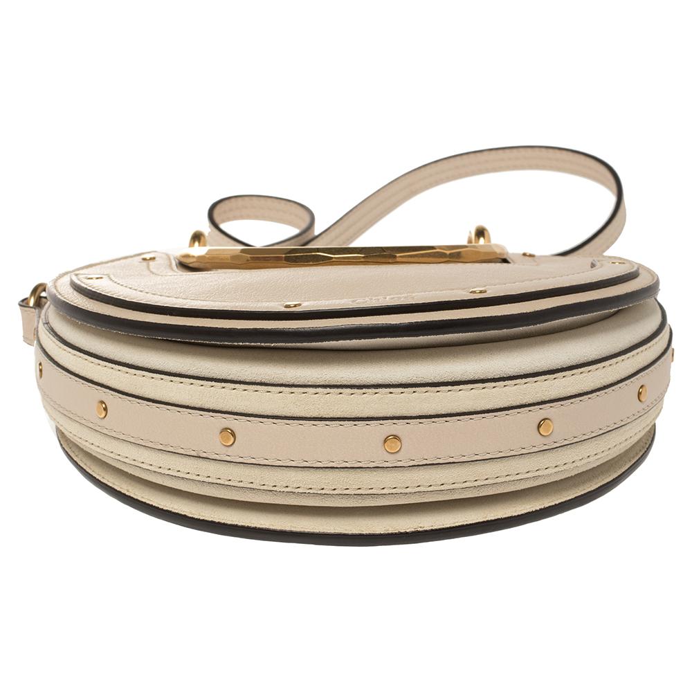 Chloe Beige Leather and Suede Pixie Round Crossbody Bag In Good Condition In Dubai, Al Qouz 2