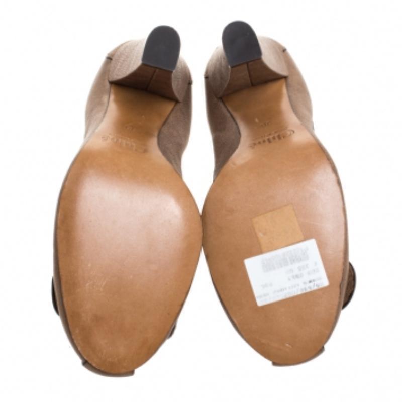 Chloe Beige Leather Buckle Pumps Size 36 en vente 2