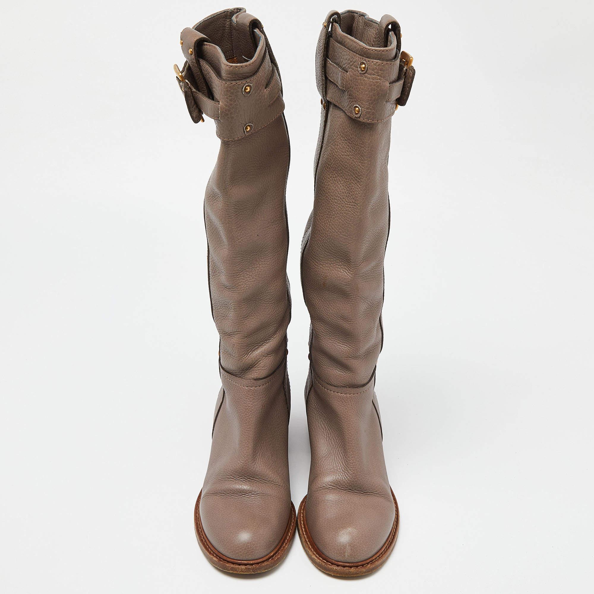 Chloe Beige Leather Knee Length Boots Size 37 In Fair Condition In Dubai, Al Qouz 2