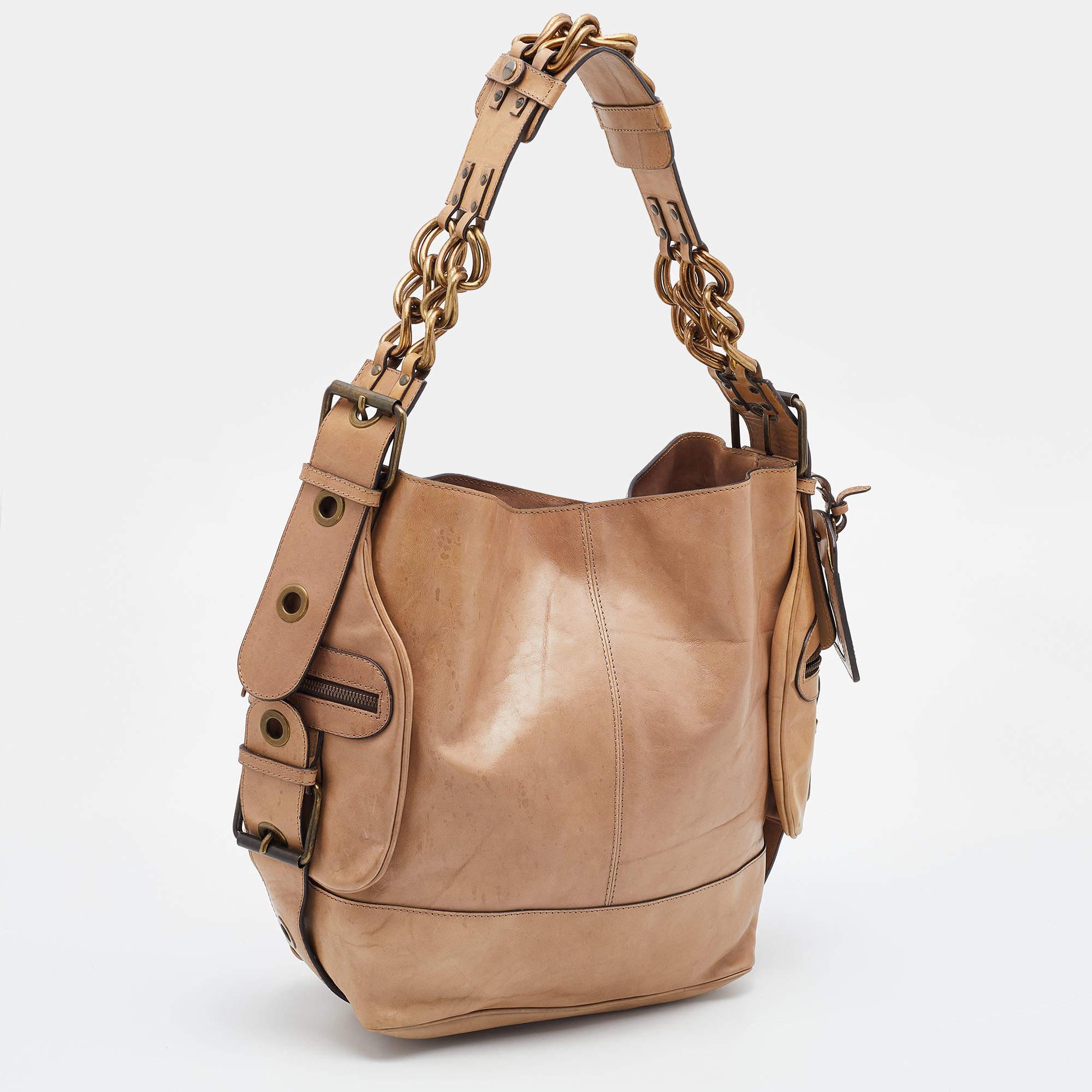Women's Chloe Beige Leather Large Chain Detail Hobo For Sale