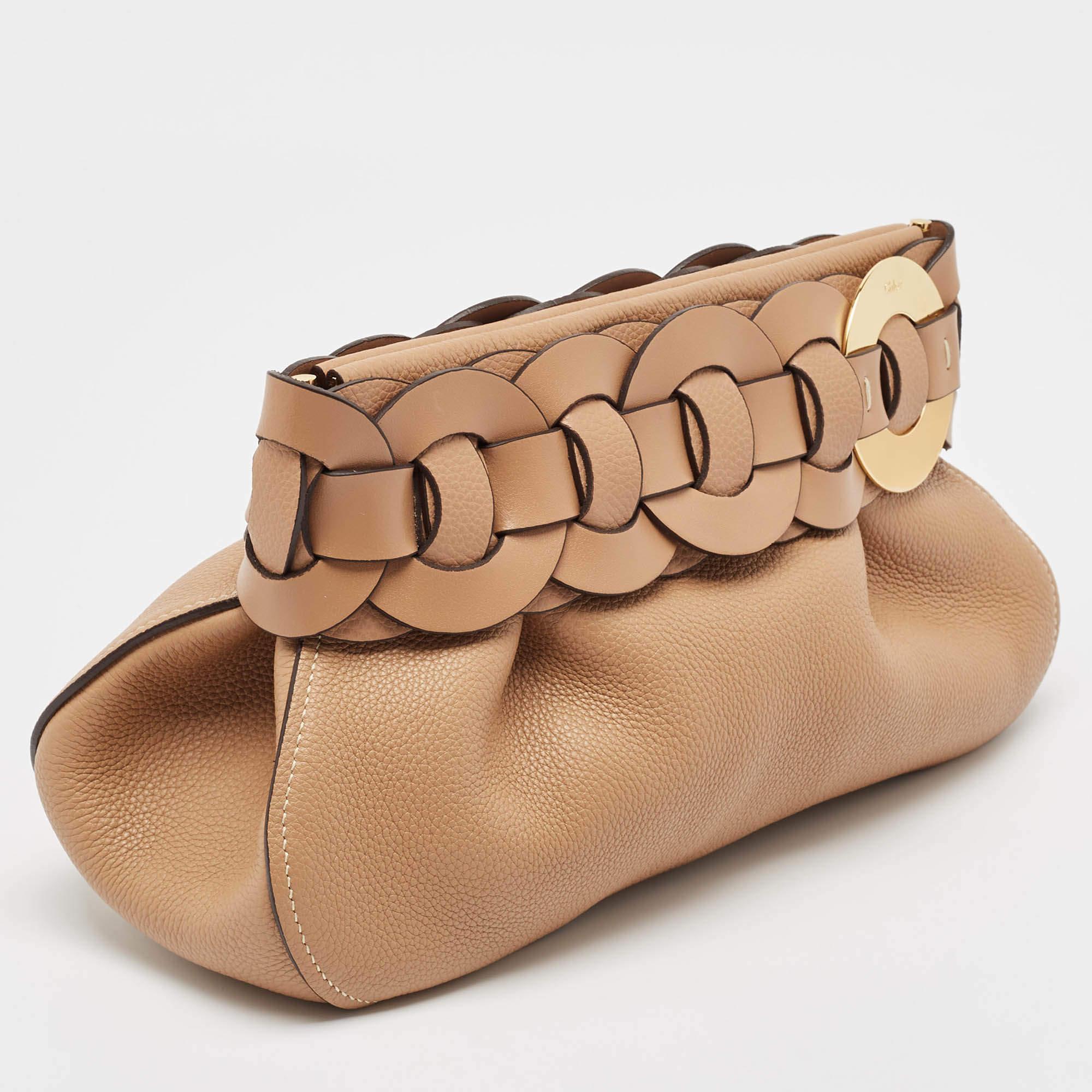 Chloe Beige Leder Leder Darryl Clutch im Zustand „Neu“ in Dubai, Al Qouz 2