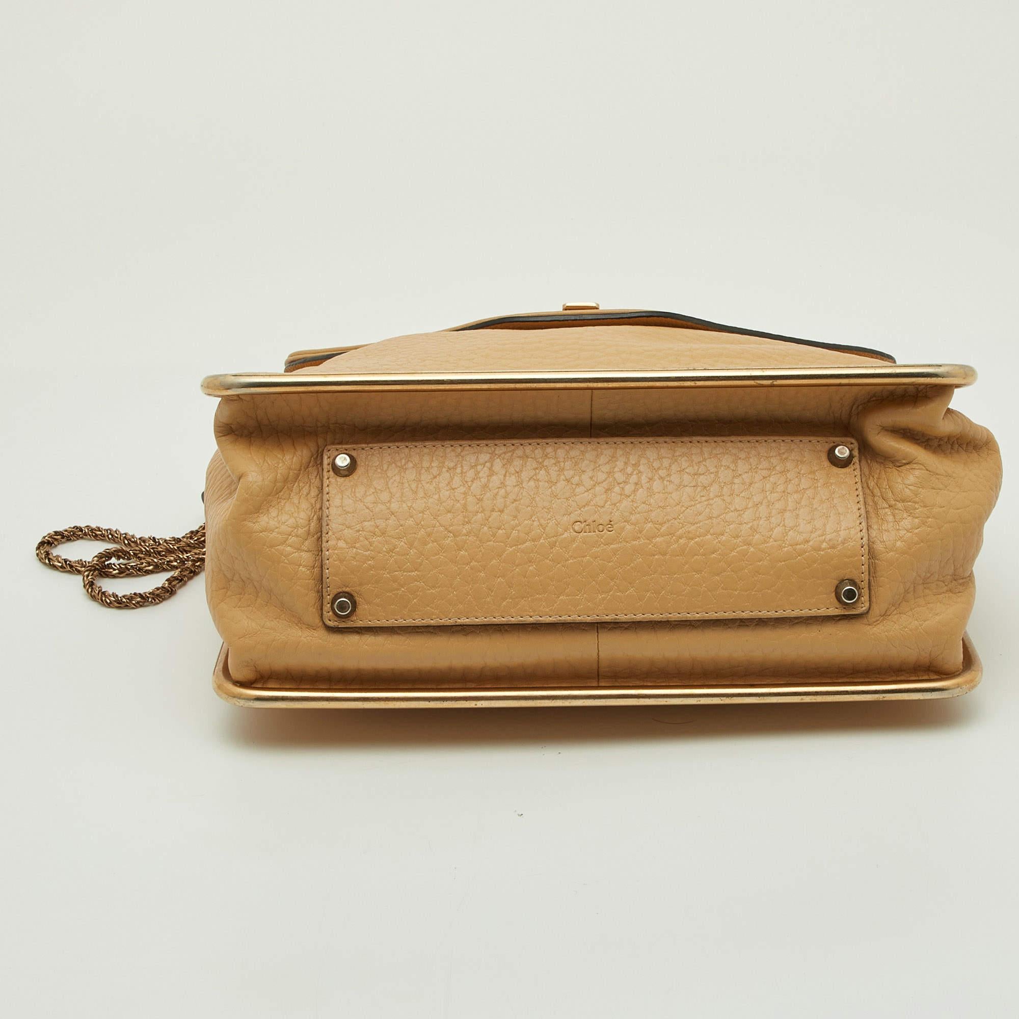 Chloe Beige Leather Medium Sally Shoulder Bag In Good Condition For Sale In Dubai, Al Qouz 2