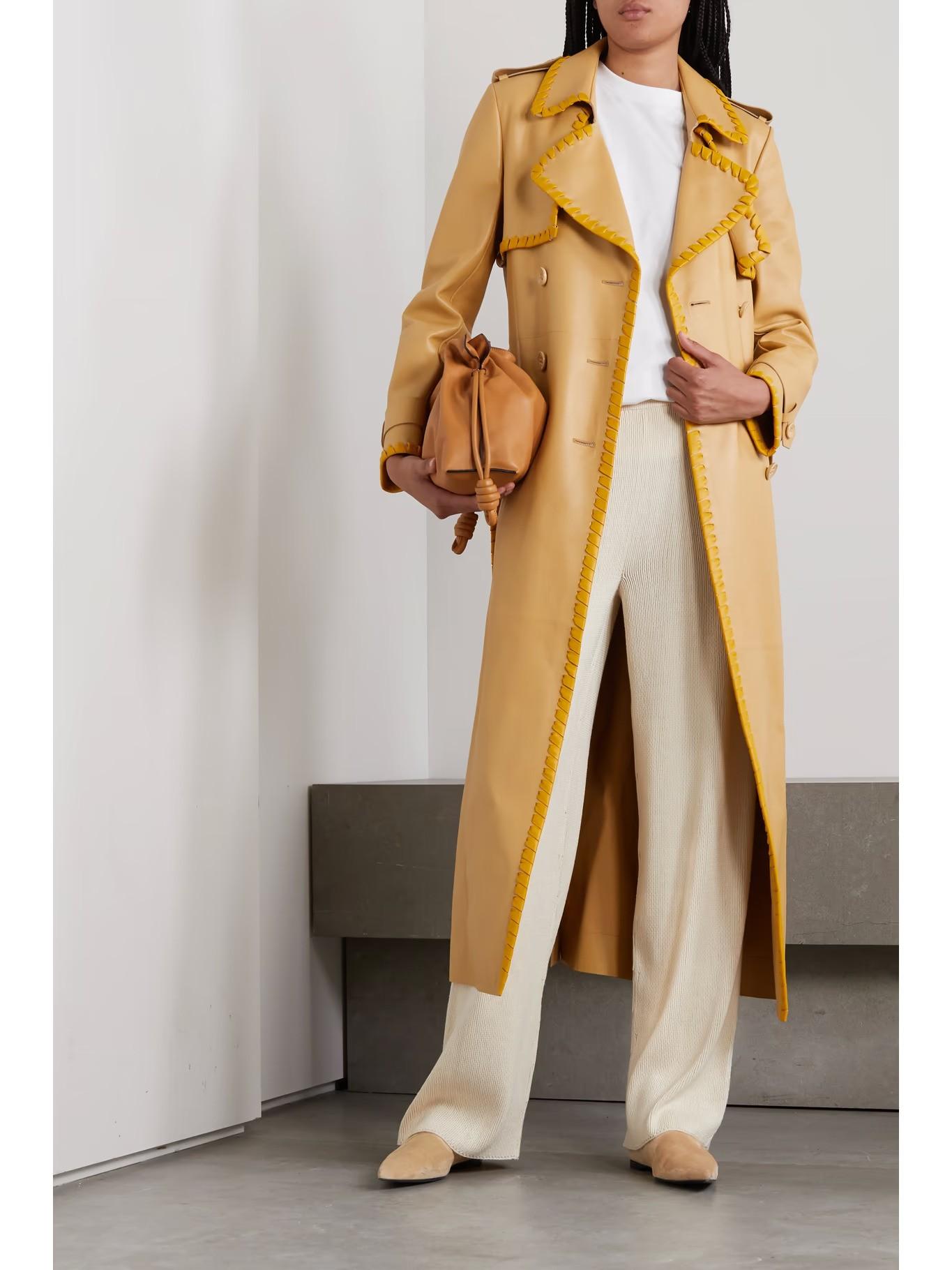 CHLOE beige & mustard leather 2022 WHIPSTICHED TRENCH Coat Jacket 36 XS For Sale 3